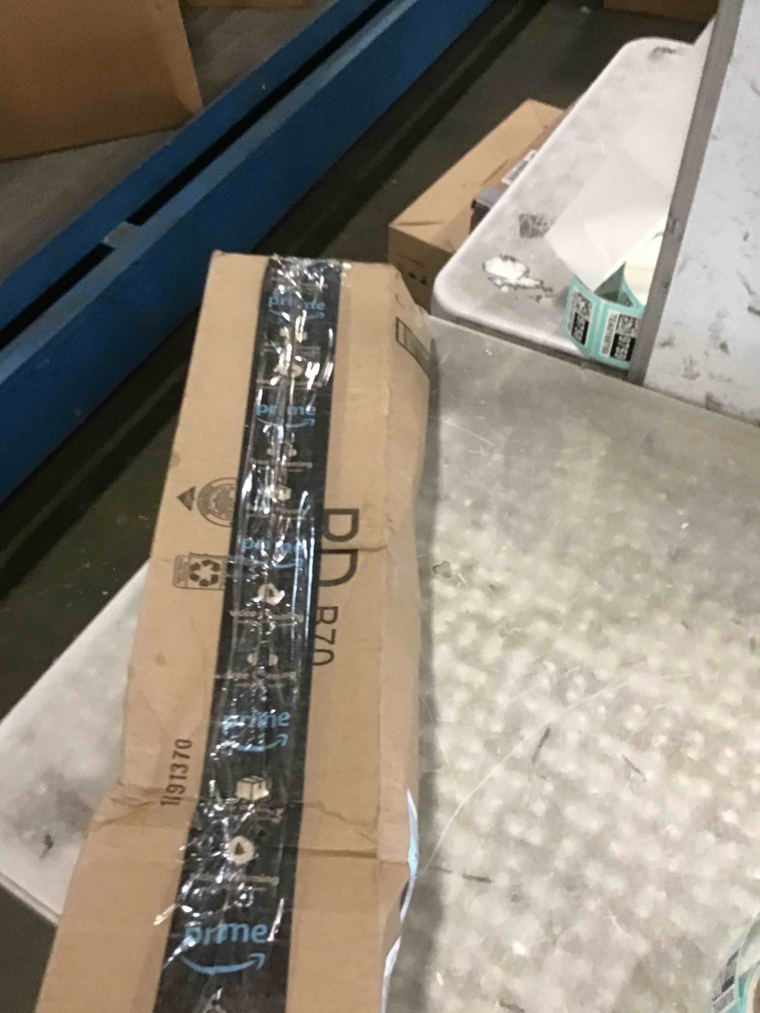https://s3.amazonaws.com/lotting-images-prod/bidfta/TEA0090169_1724773323853.jpeg