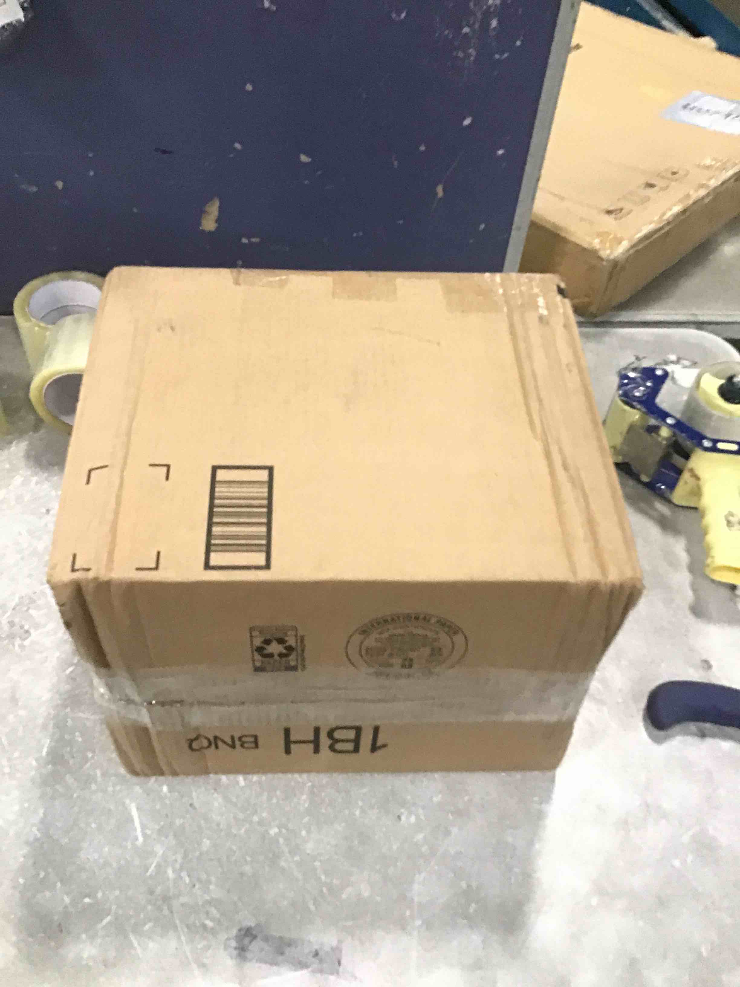 https://s3.amazonaws.com/lotting-images-prod/bidfta/TEA0090415_1724687386844.jpeg
