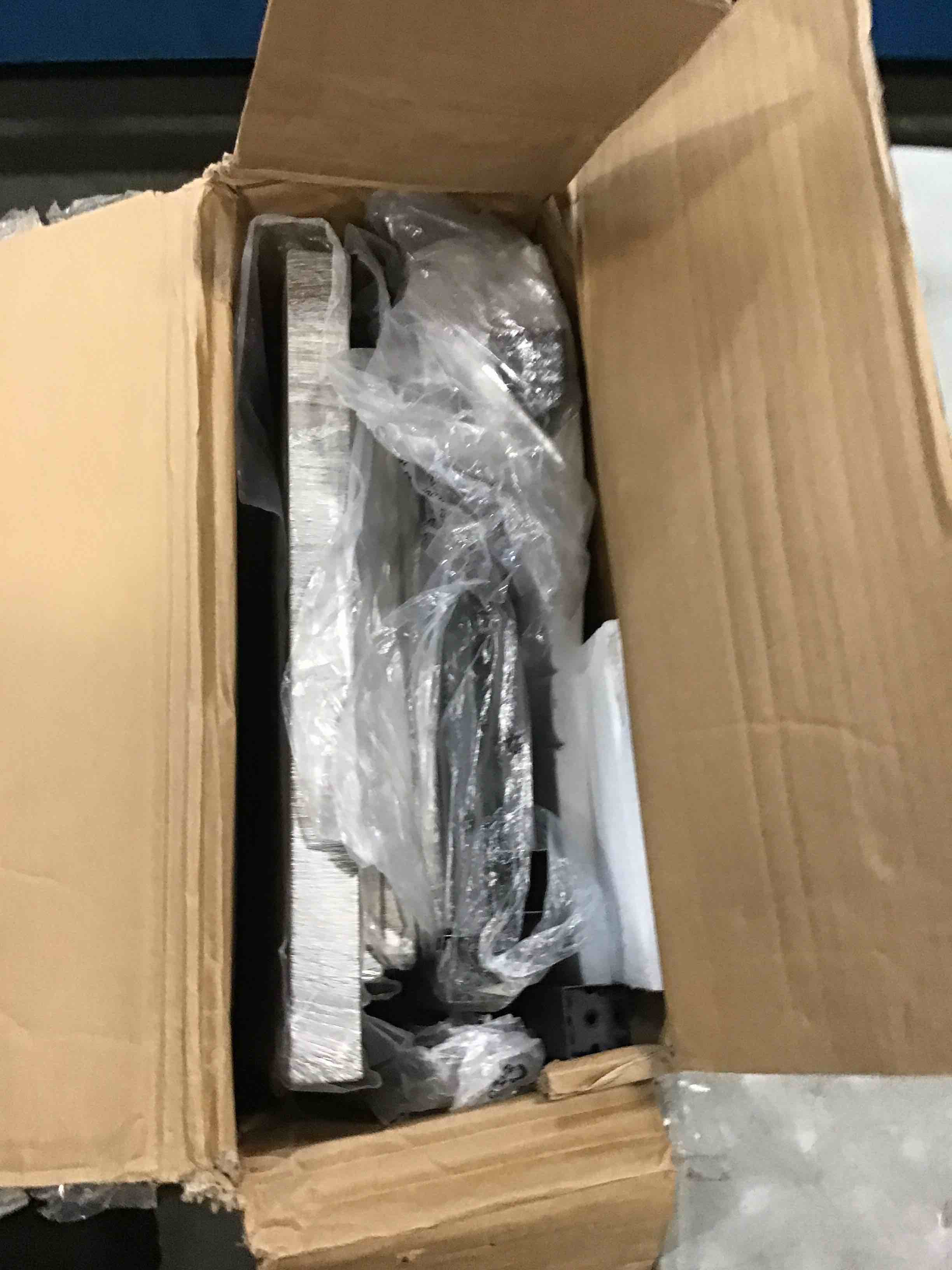 https://s3.amazonaws.com/lotting-images-prod/bidfta/TEA0091080_1724247623985.jpeg