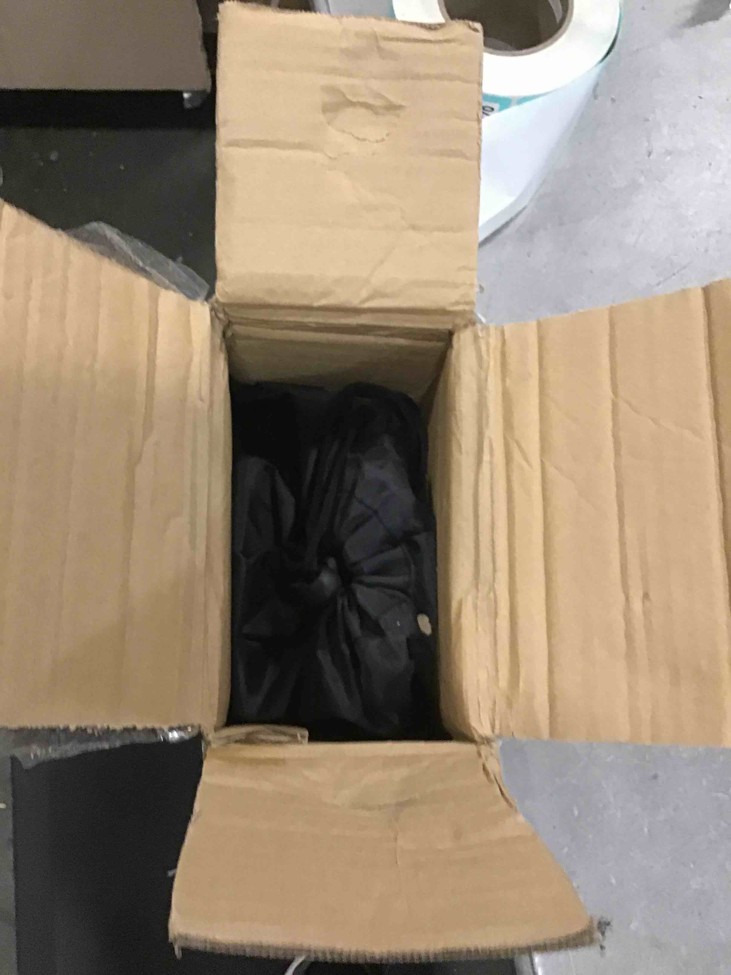 https://s3.amazonaws.com/lotting-images-prod/bidfta/TEA0091276_1724159365781.jpeg