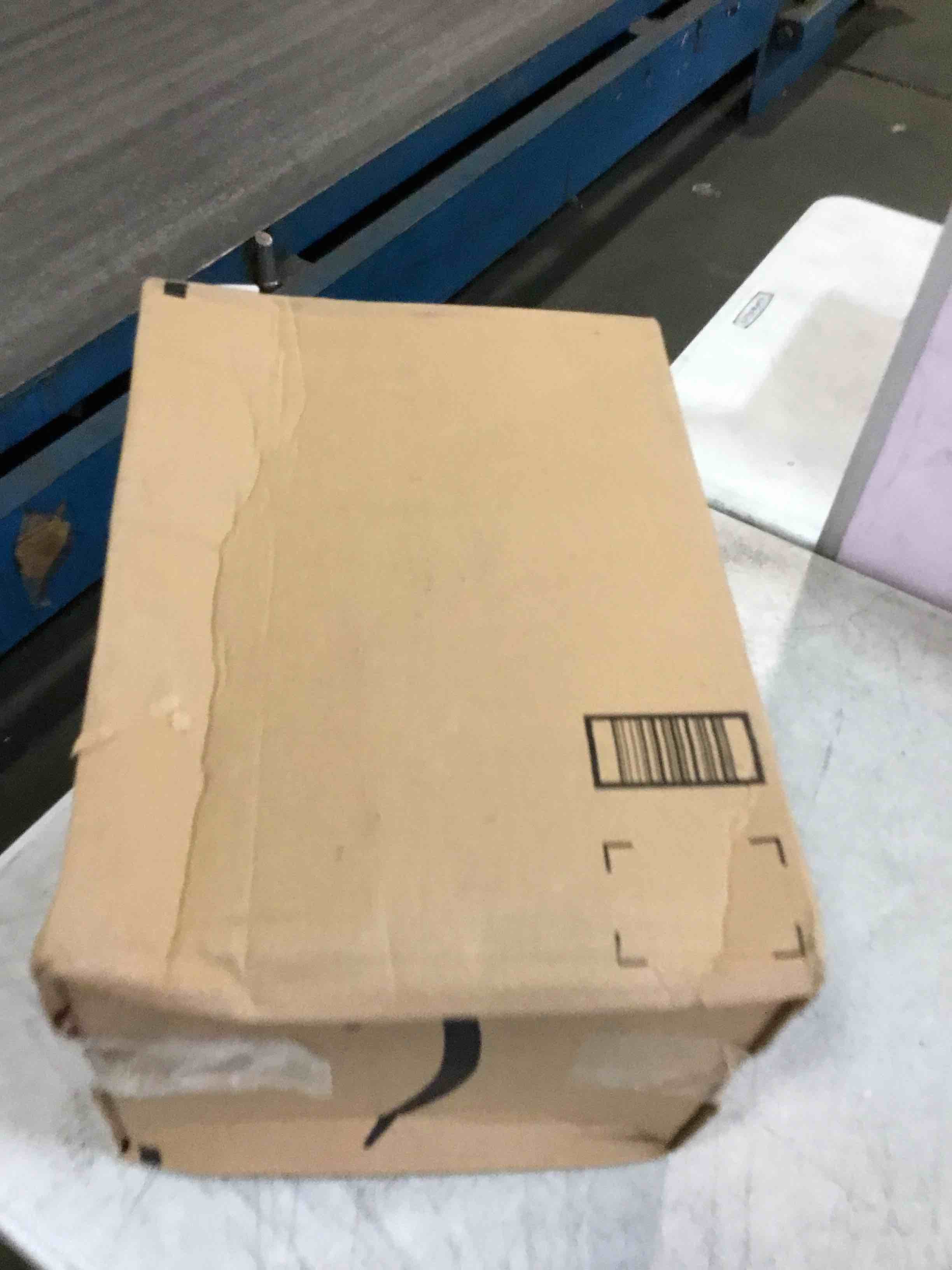 https://s3.amazonaws.com/lotting-images-prod/bidfta/TEA0091372_1724090227212.jpeg