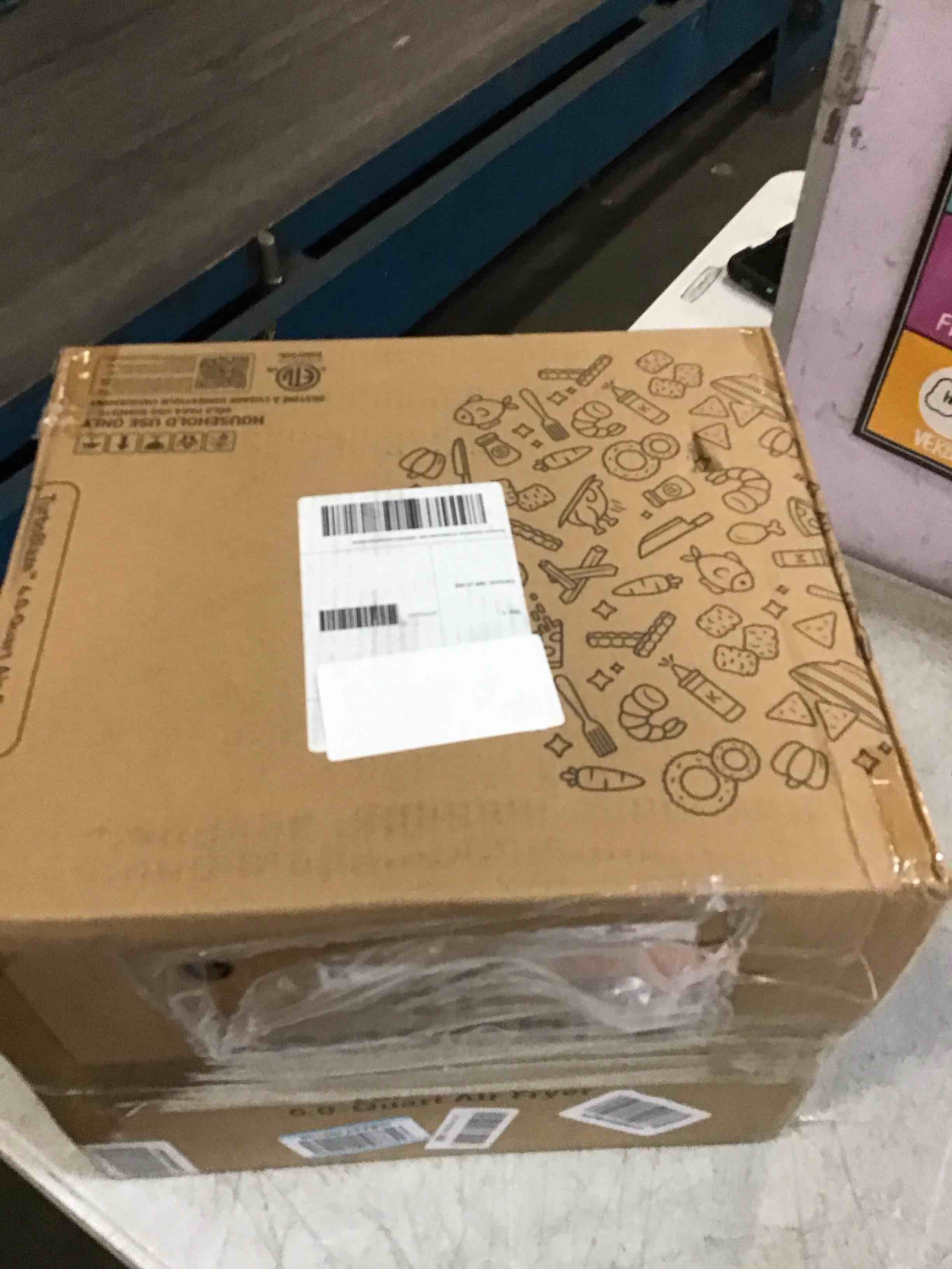 https://s3.amazonaws.com/lotting-images-prod/bidfta/TEA0091650_1723821966792.jpeg