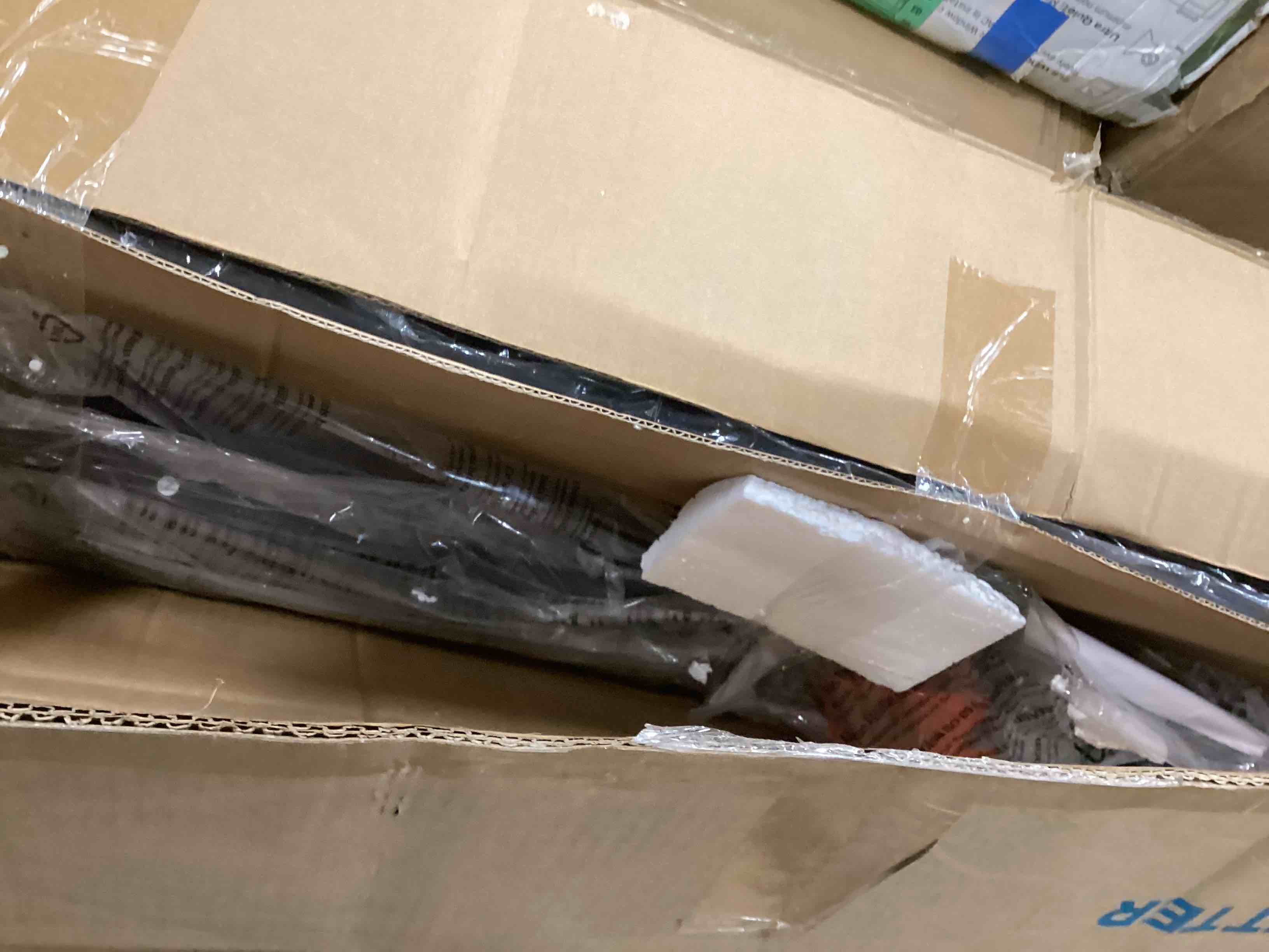 https://s3.amazonaws.com/lotting-images-prod/bidfta/TEA0094159_1725546341599.jpeg