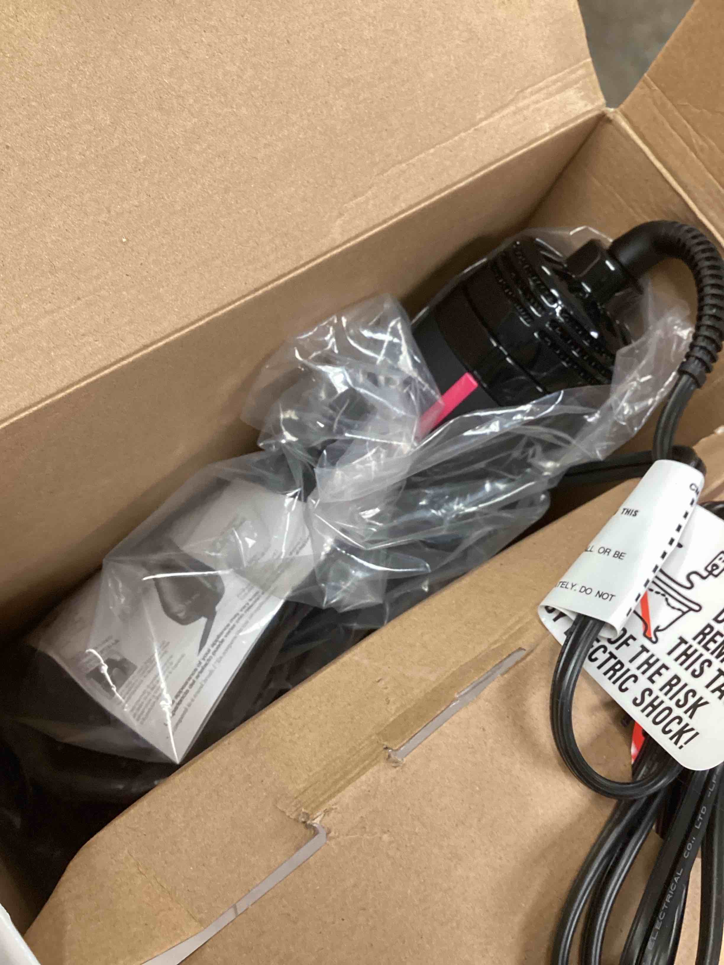 https://s3.amazonaws.com/lotting-images-prod/bidfta/TEA0094542_1724962714051.jpeg