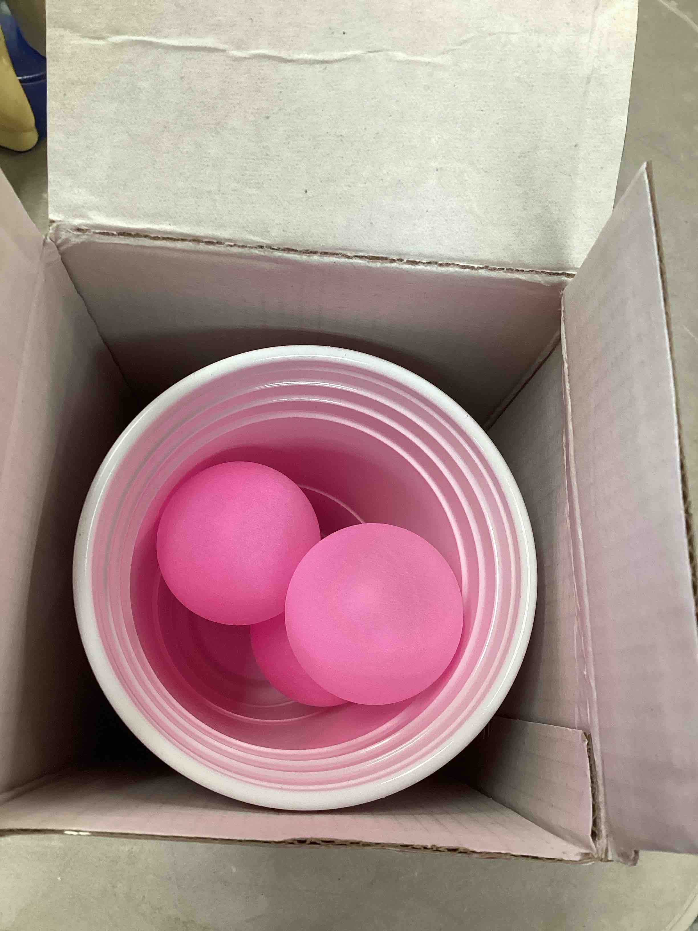 https://s3.amazonaws.com/lotting-images-prod/bidfta/TEA0094950_1724942954873.jpeg