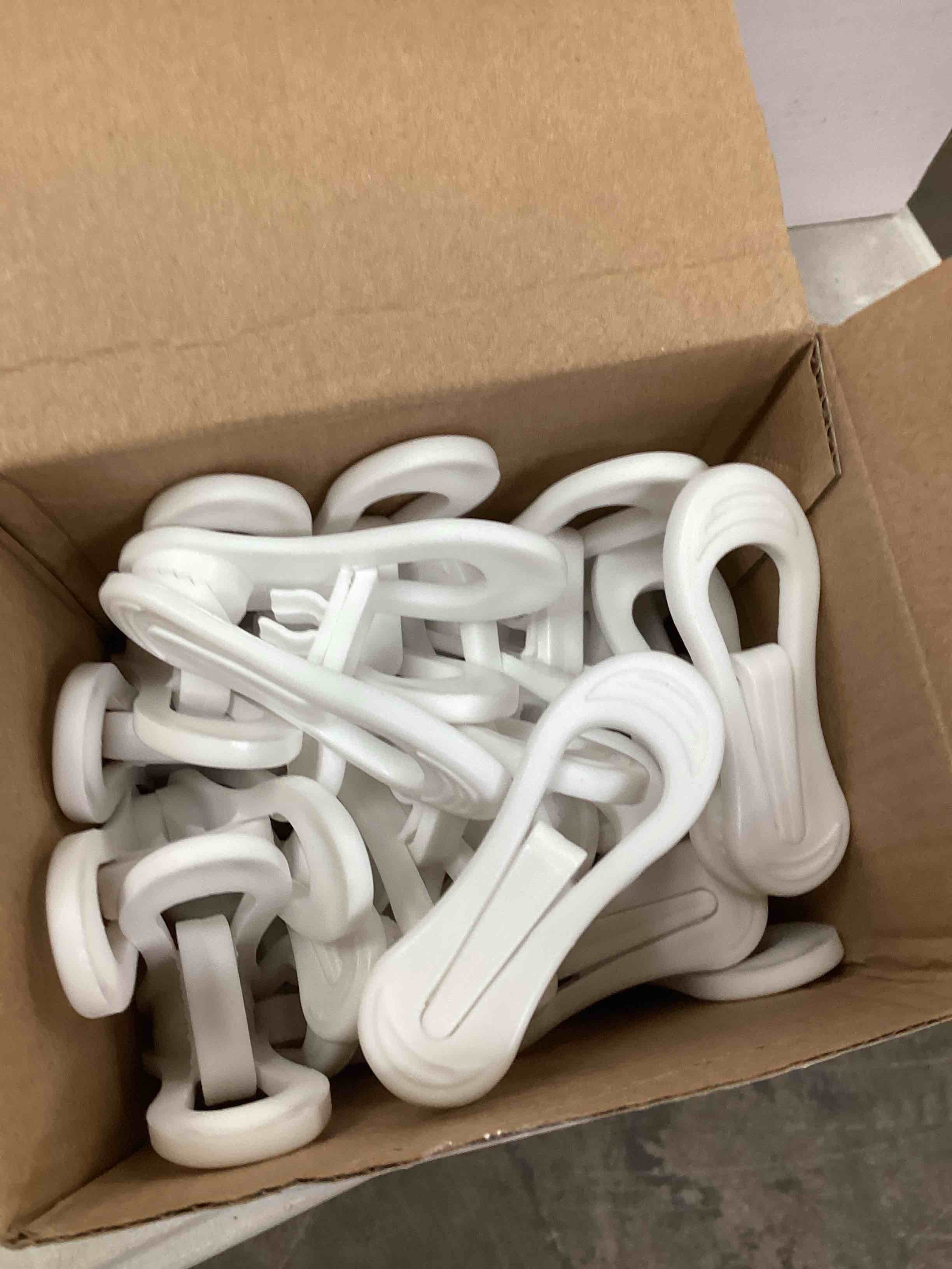 https://s3.amazonaws.com/lotting-images-prod/bidfta/TEA0095083_1724933961732.jpeg