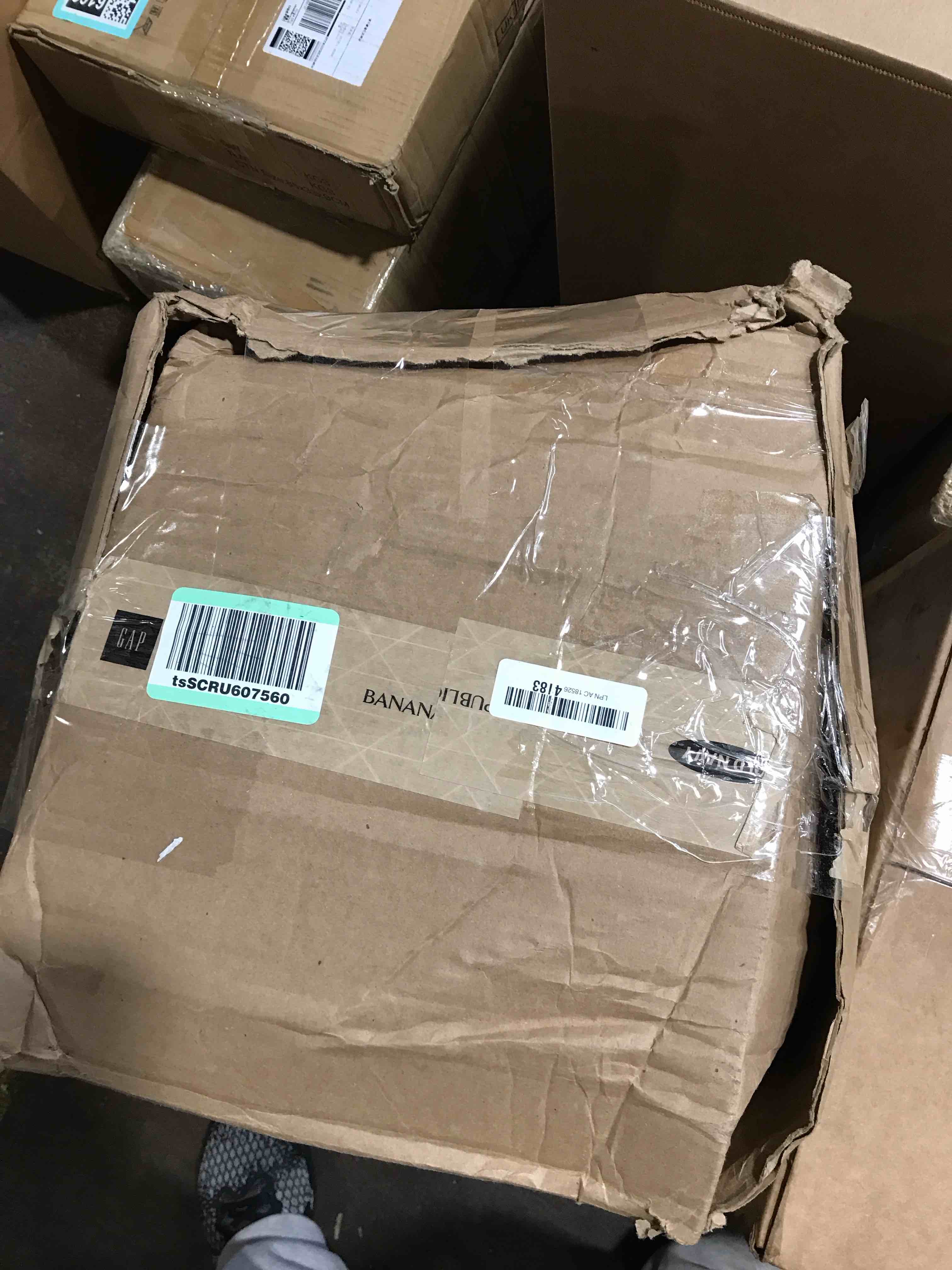 https://s3.amazonaws.com/lotting-images-prod/bidfta/TEA0096163_1727723026155.jpeg