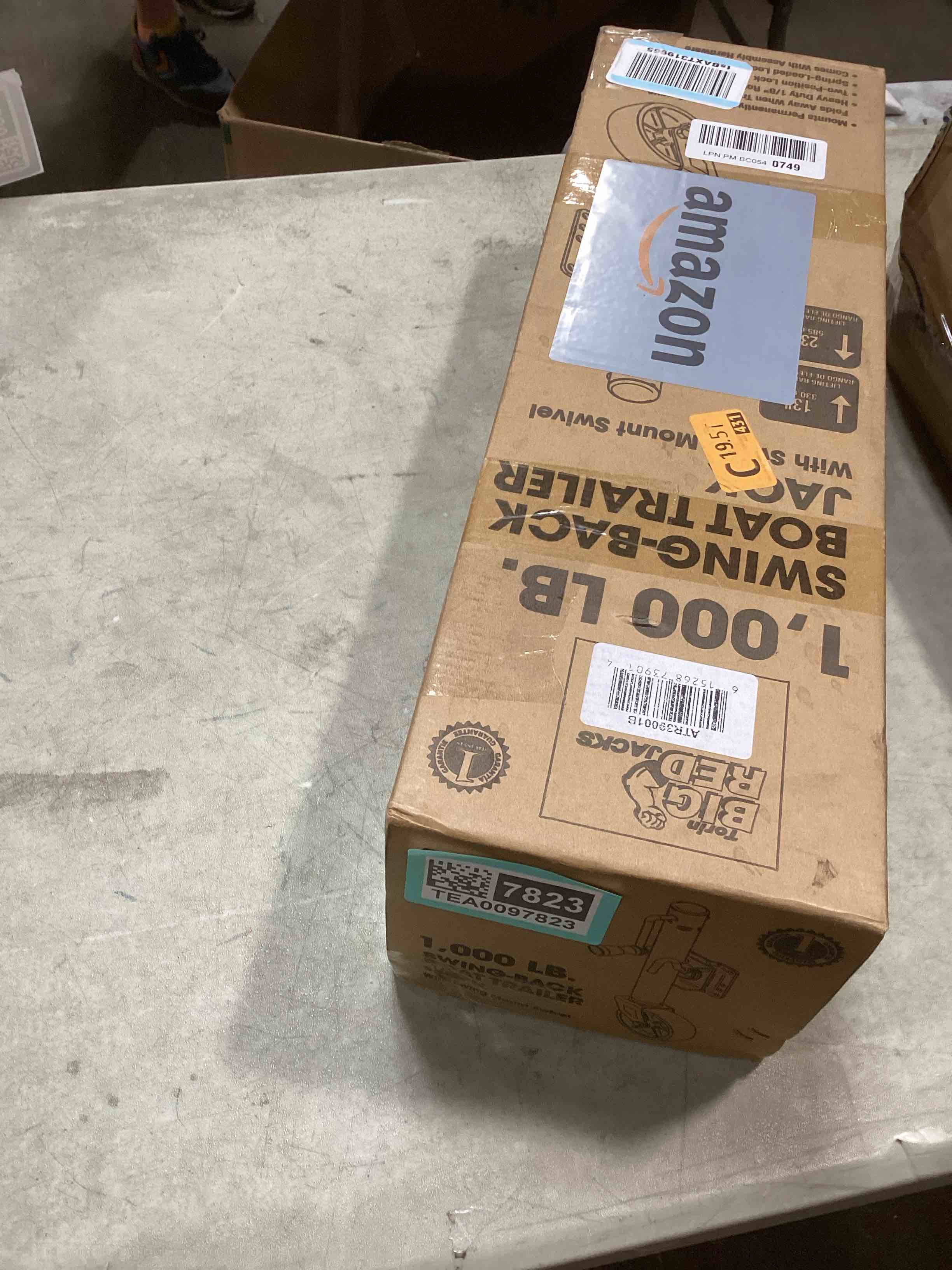 https://s3.amazonaws.com/lotting-images-prod/bidfta/TEA0097823_1731427335828.jpeg