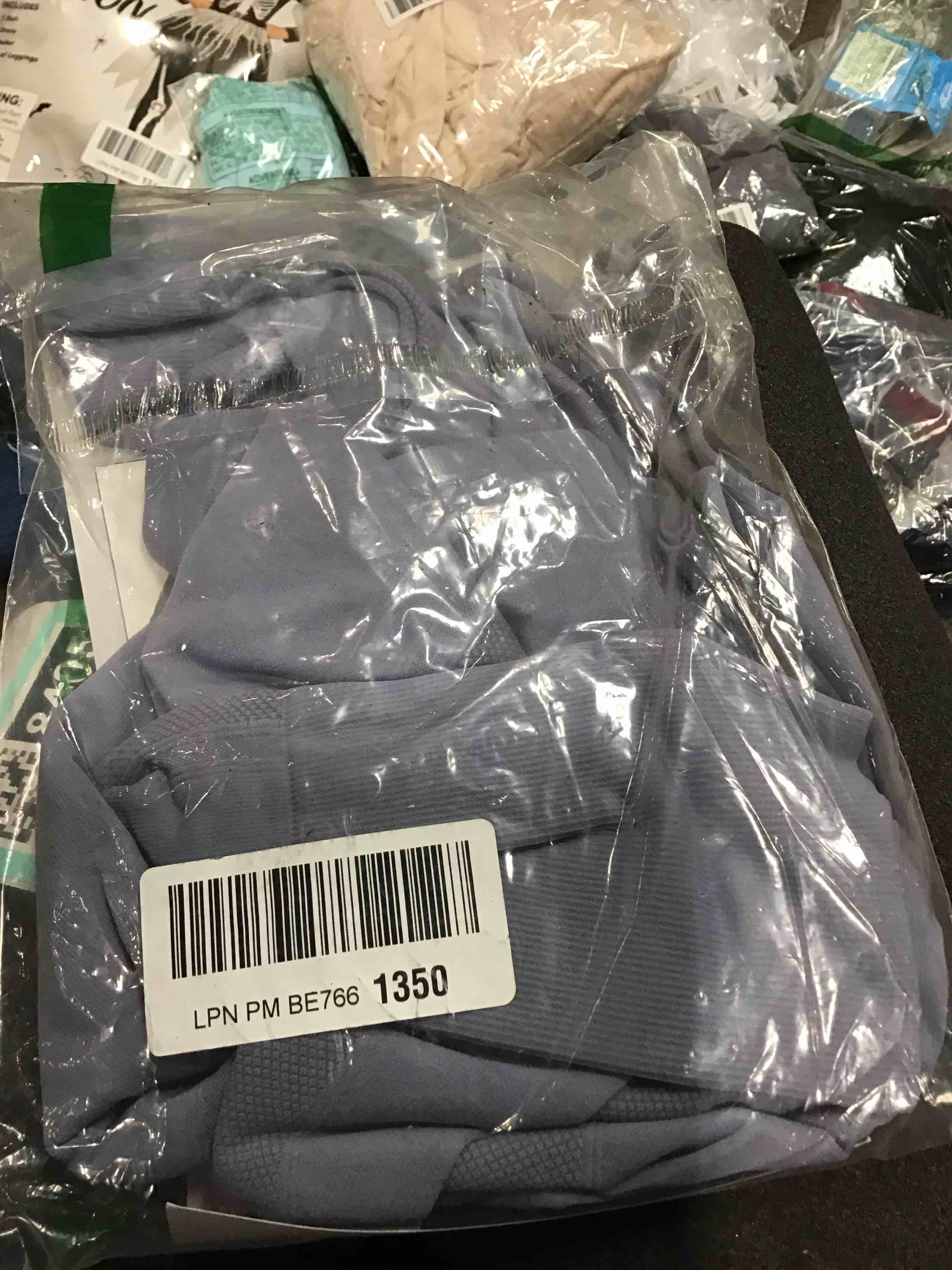 https://s3.amazonaws.com/lotting-images-prod/bidfta/TEA0098405_1727802666129.jpeg