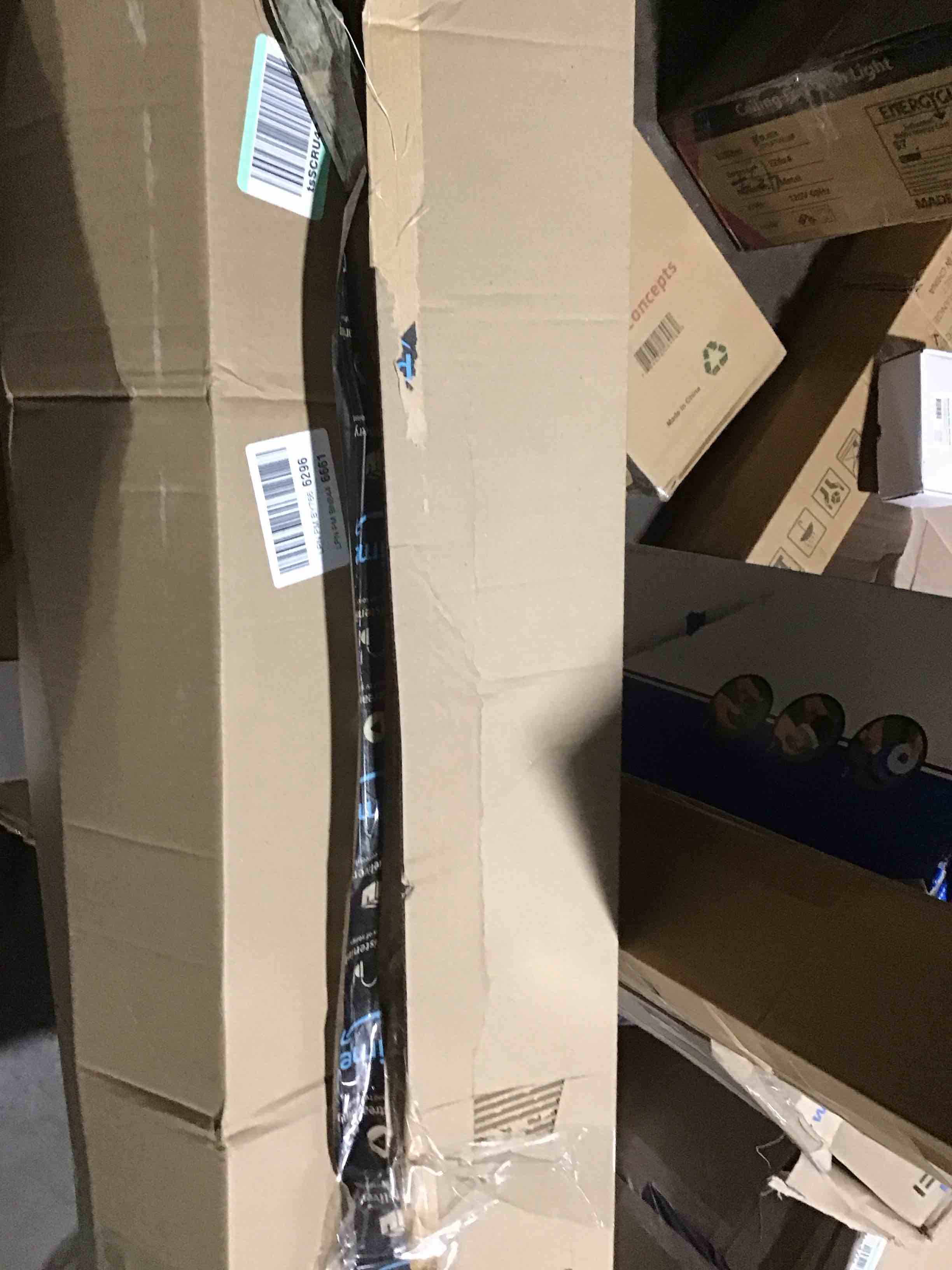 https://s3.amazonaws.com/lotting-images-prod/bidfta/TEA0100335_1727382252542.jpeg