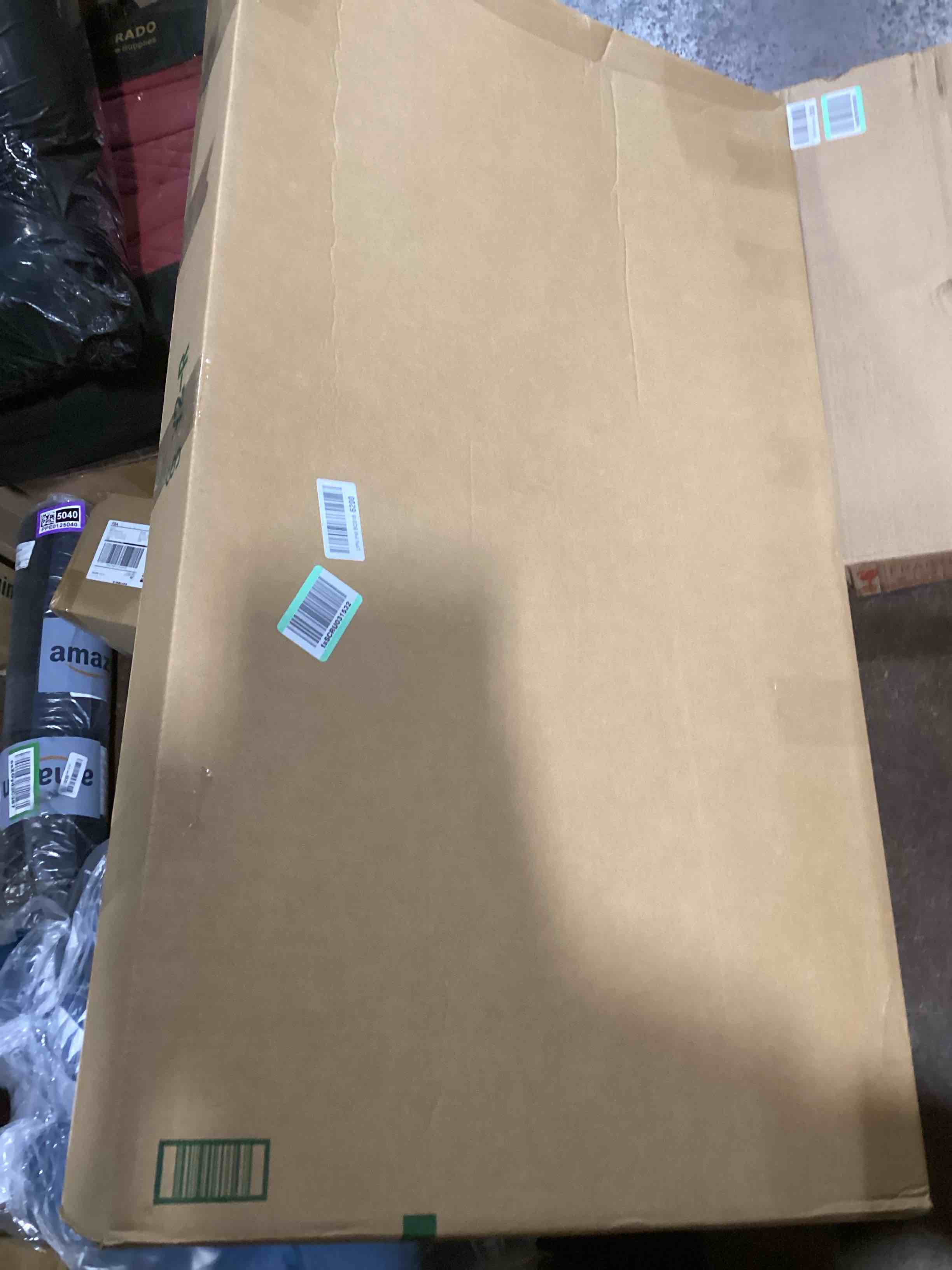 https://s3.amazonaws.com/lotting-images-prod/bidfta/TEA0100486_1727457979072.jpeg