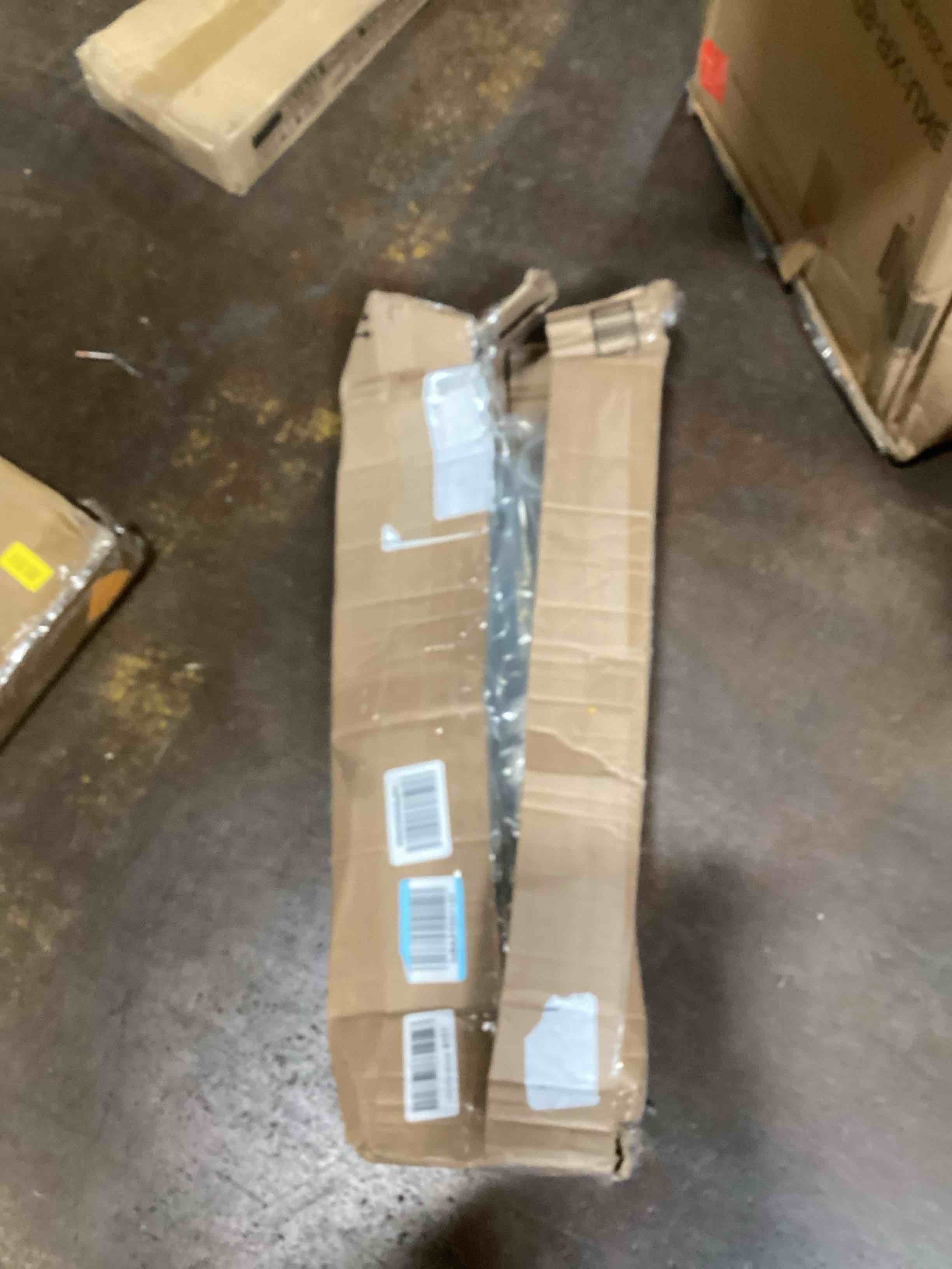 https://s3.amazonaws.com/lotting-images-prod/bidfta/TEA0103433_1725902863892.jpeg