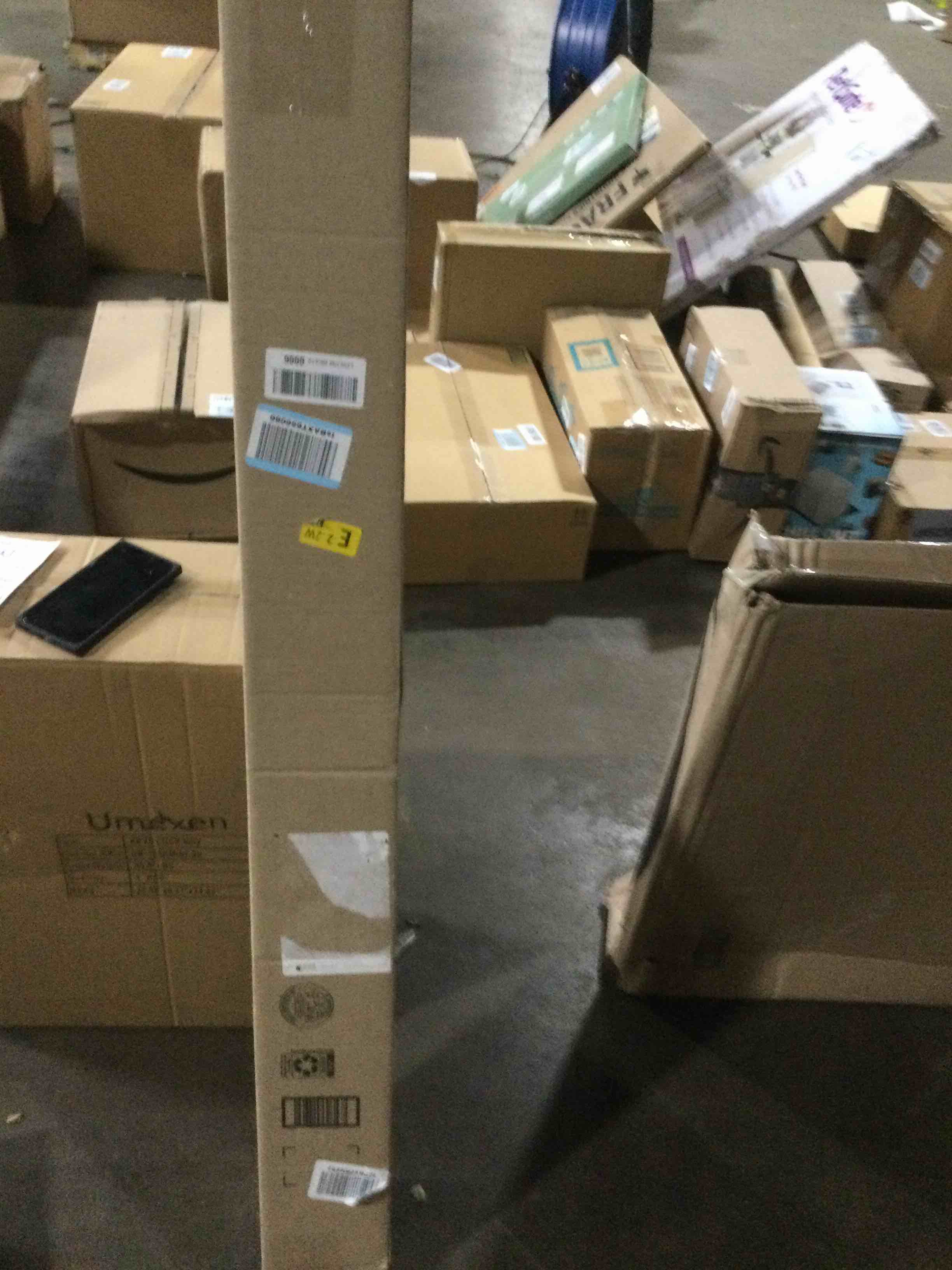 https://s3.amazonaws.com/lotting-images-prod/bidfta/TEA0103737_1725567763209.jpeg