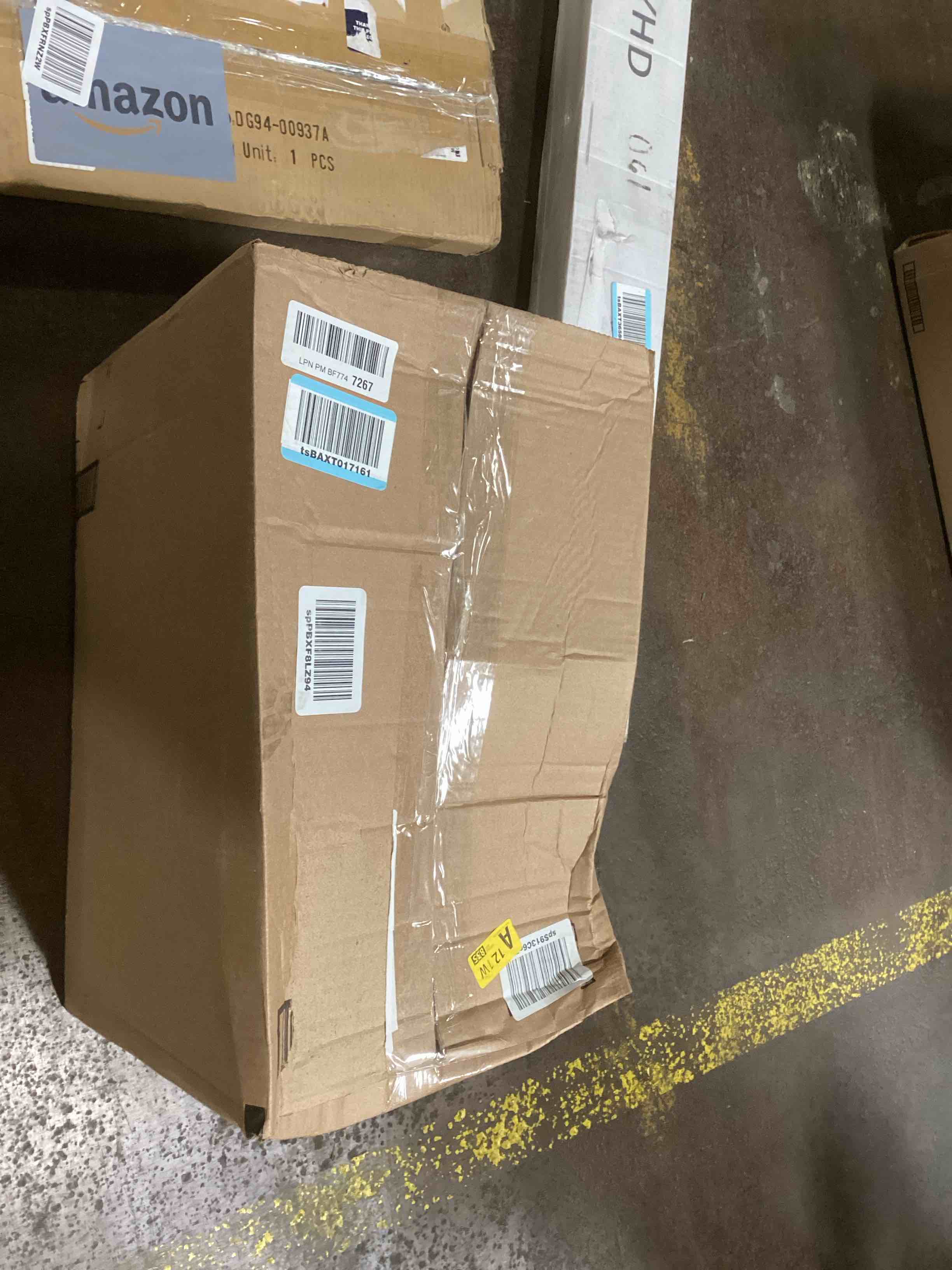 https://s3.amazonaws.com/lotting-images-prod/bidfta/TEA0105545_1725566675491.jpeg