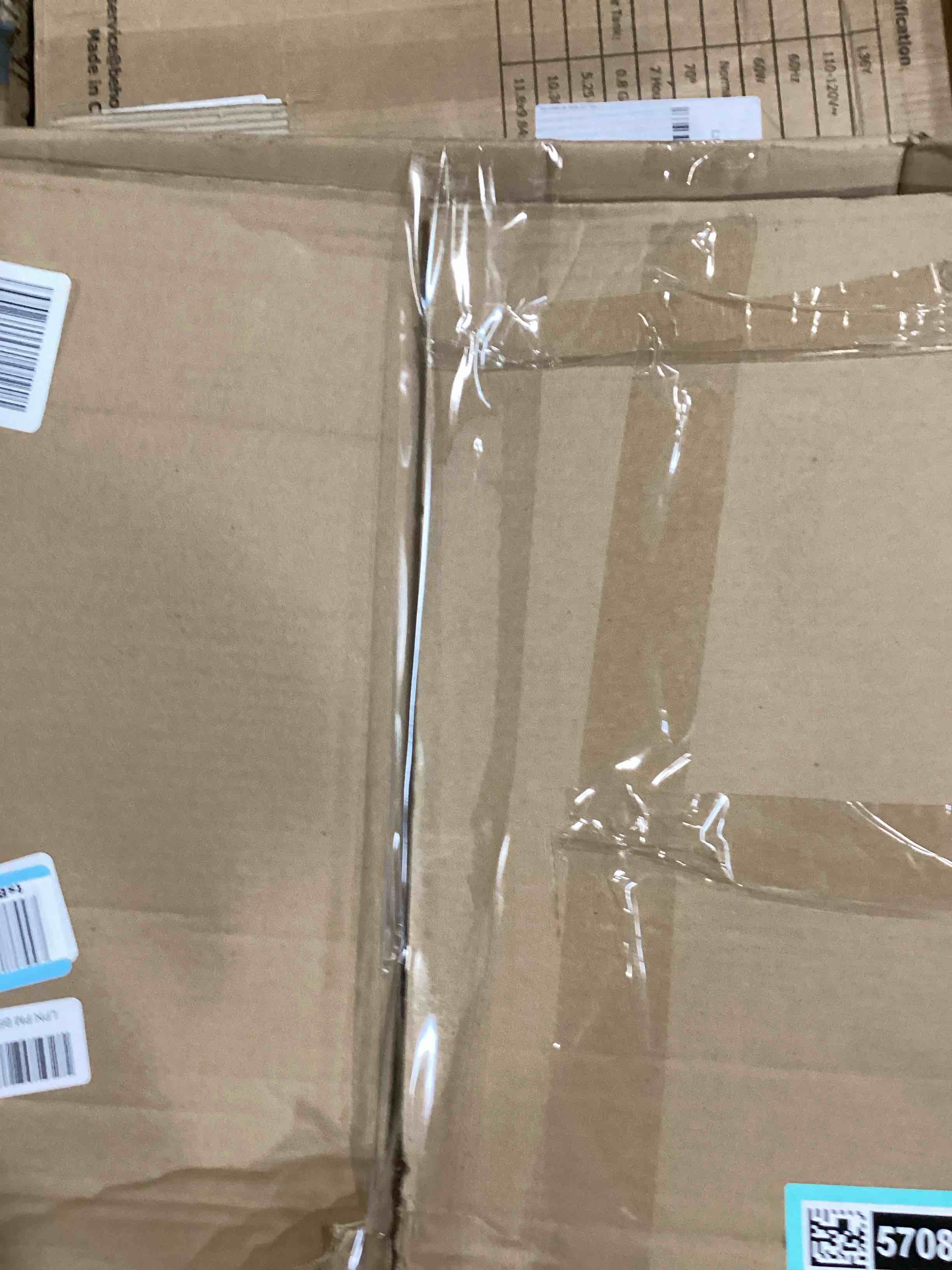 Travelpro Maxlite Air Hardside Expandable Luggage with 8 Spinner Wheels, Lightweight Hard Shell Polycarbonate Suitcase, Metallic Silver, Carry-On 21-Inch Carry-On 21-Inch Metallic Silver