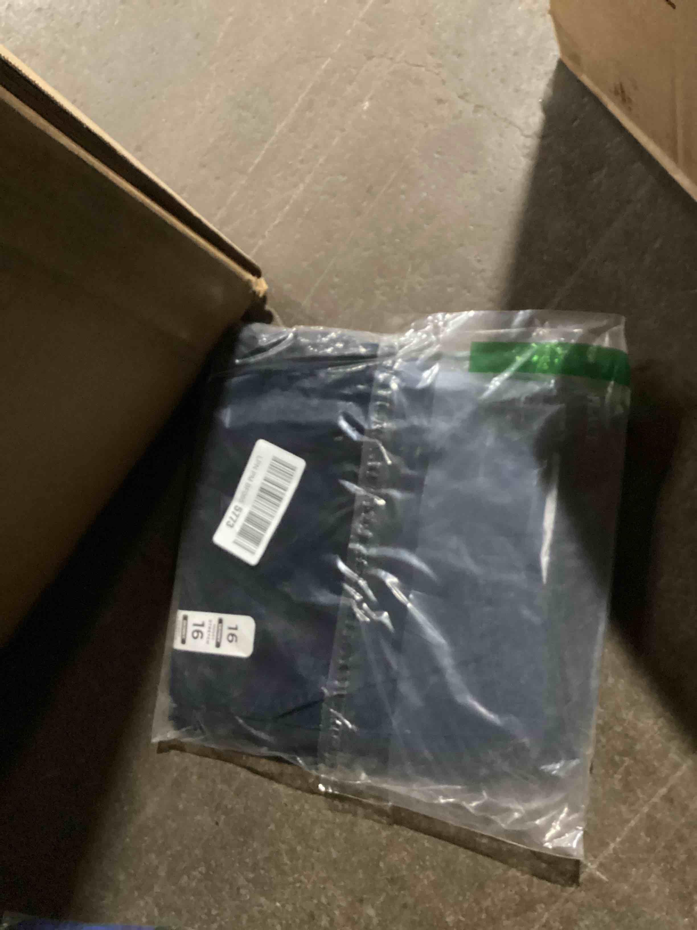 https://s3.amazonaws.com/lotting-images-prod/bidfta/TEA0105934_1725464861519.jpeg