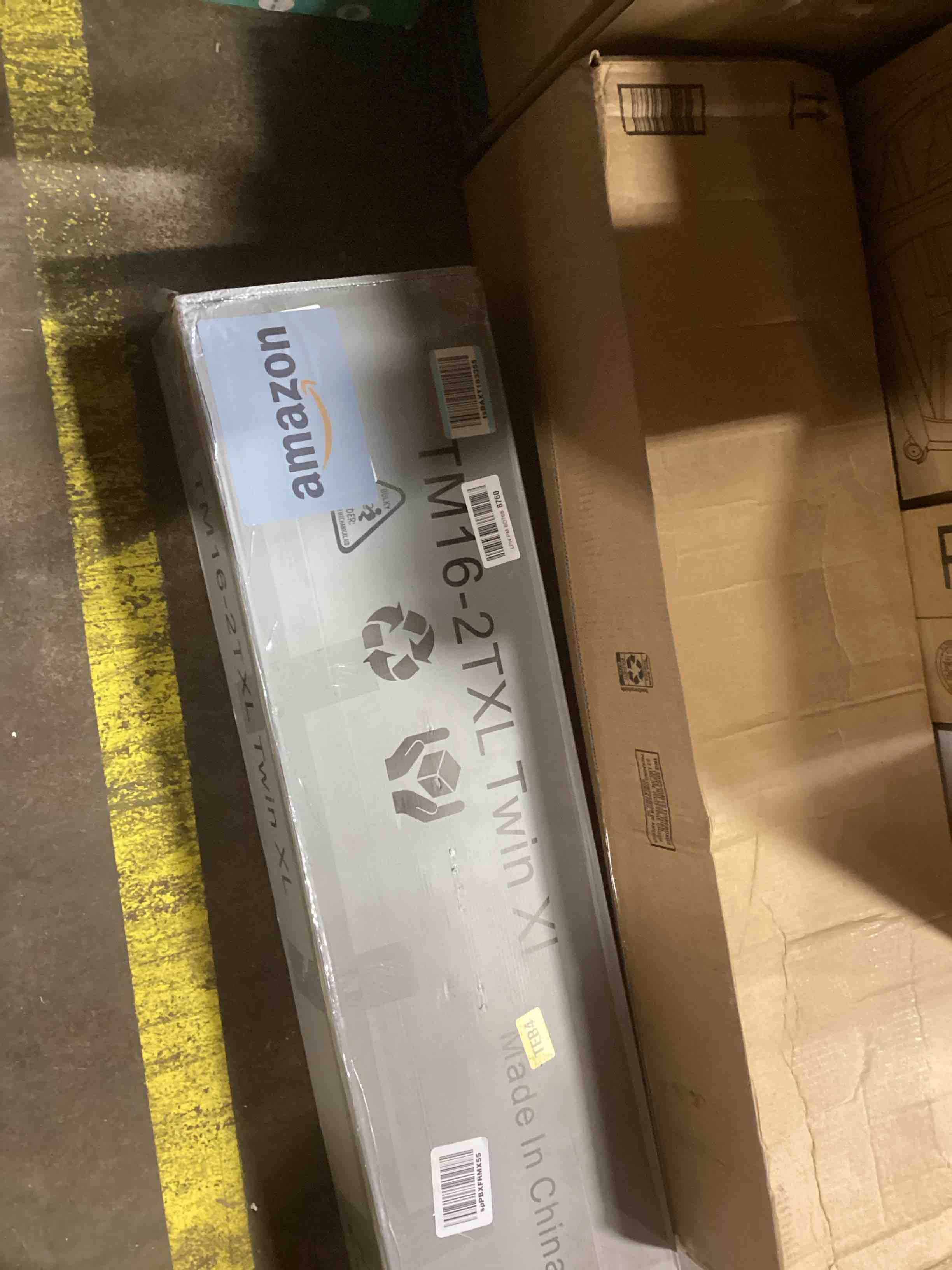 https://s3.amazonaws.com/lotting-images-prod/bidfta/TEA0106424_1728565881281.jpeg