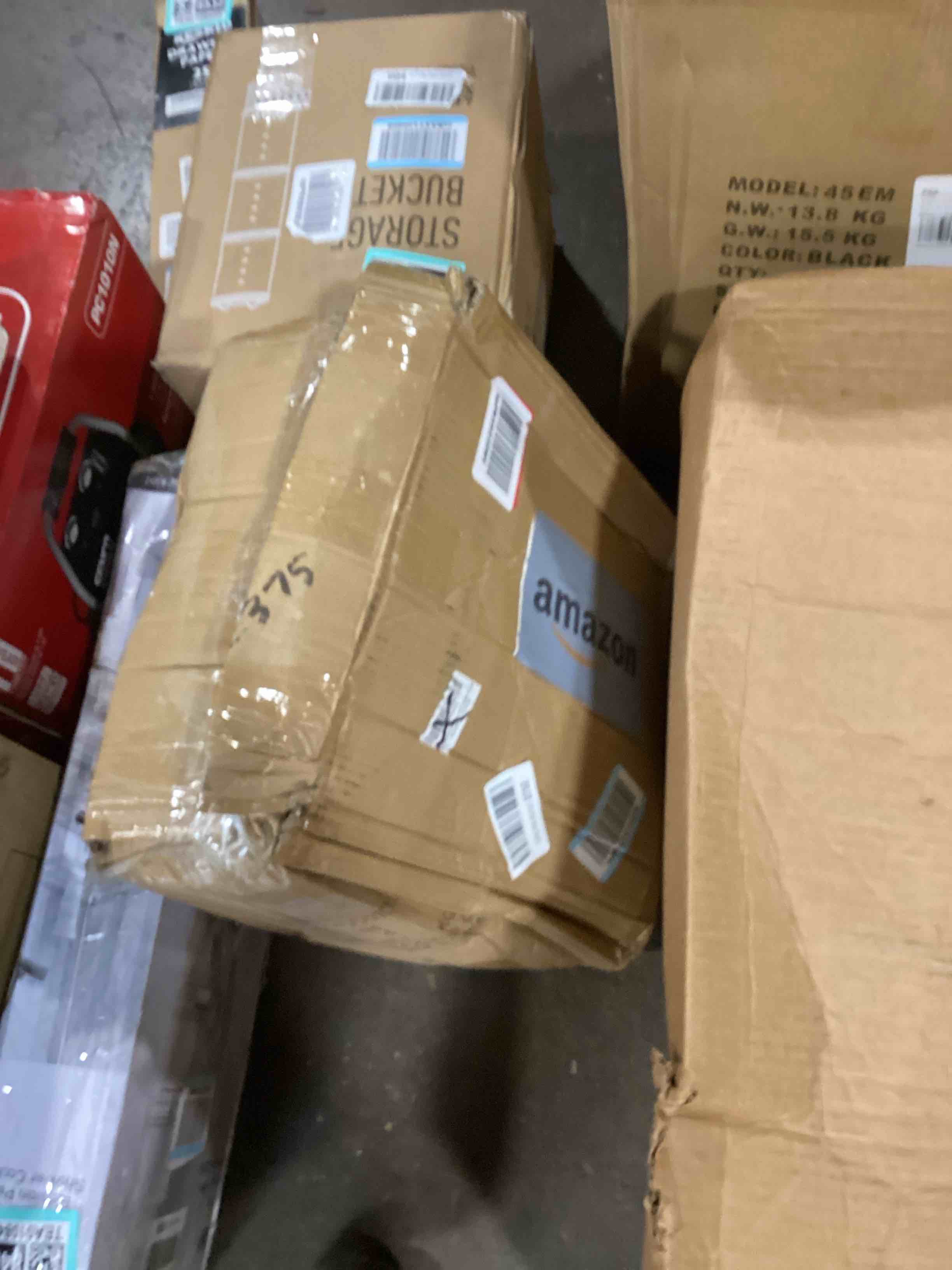 https://s3.amazonaws.com/lotting-images-prod/bidfta/TEA0108403_1728400372377.jpeg