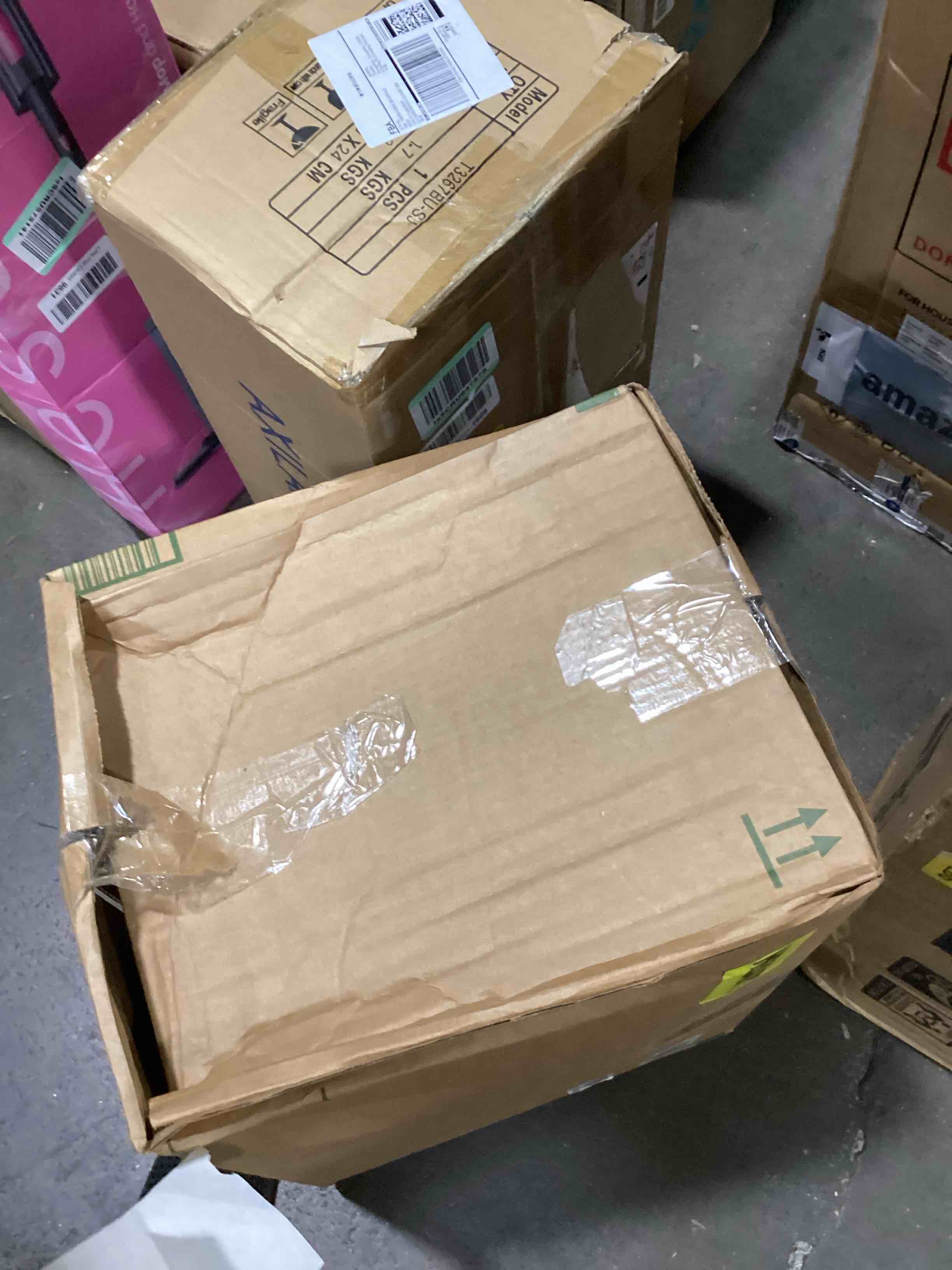 https://s3.amazonaws.com/lotting-images-prod/bidfta/TEA0108776_1728308822603.jpeg