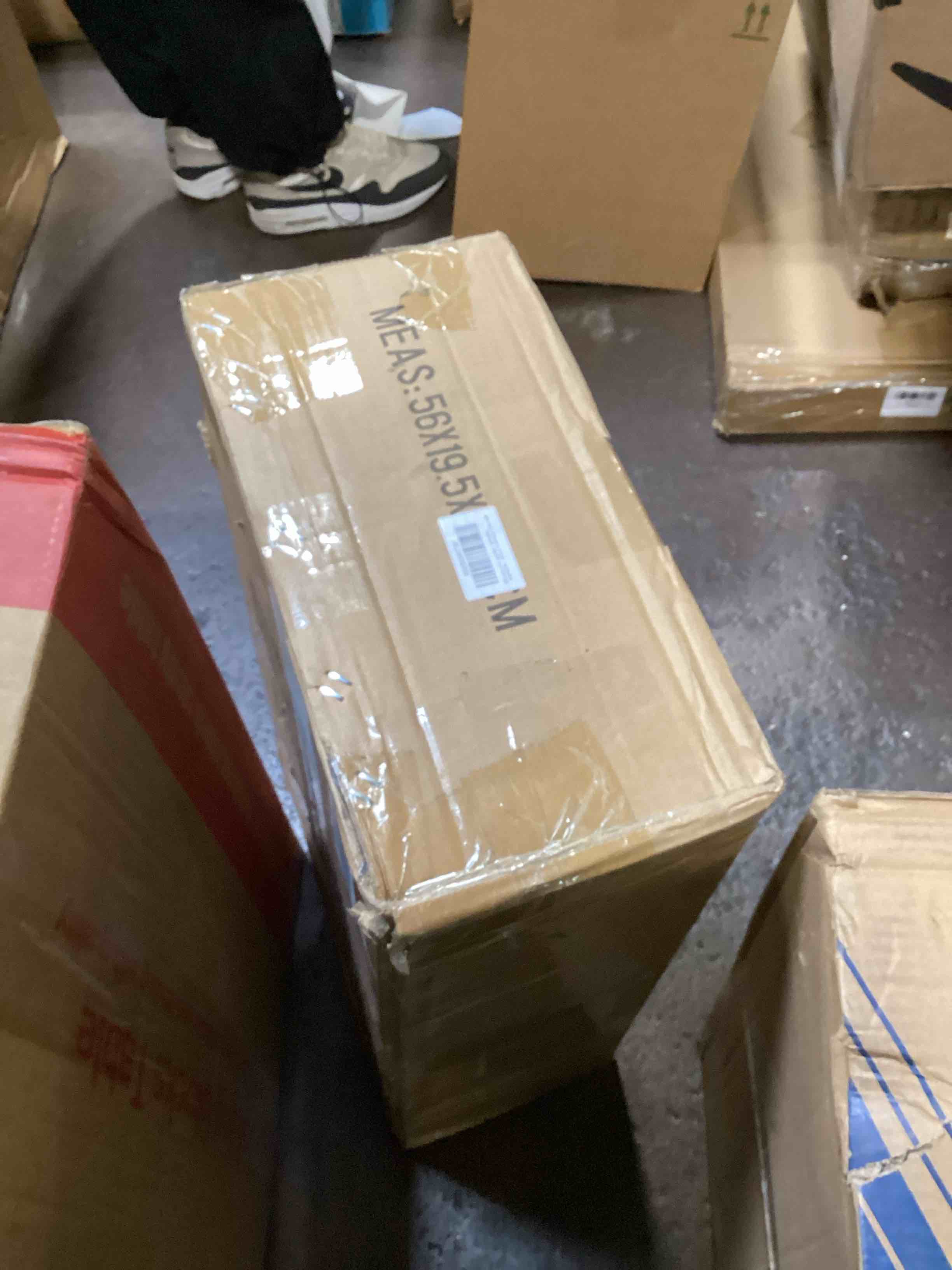 https://s3.amazonaws.com/lotting-images-prod/bidfta/TEA0110933_1728054823311.jpeg