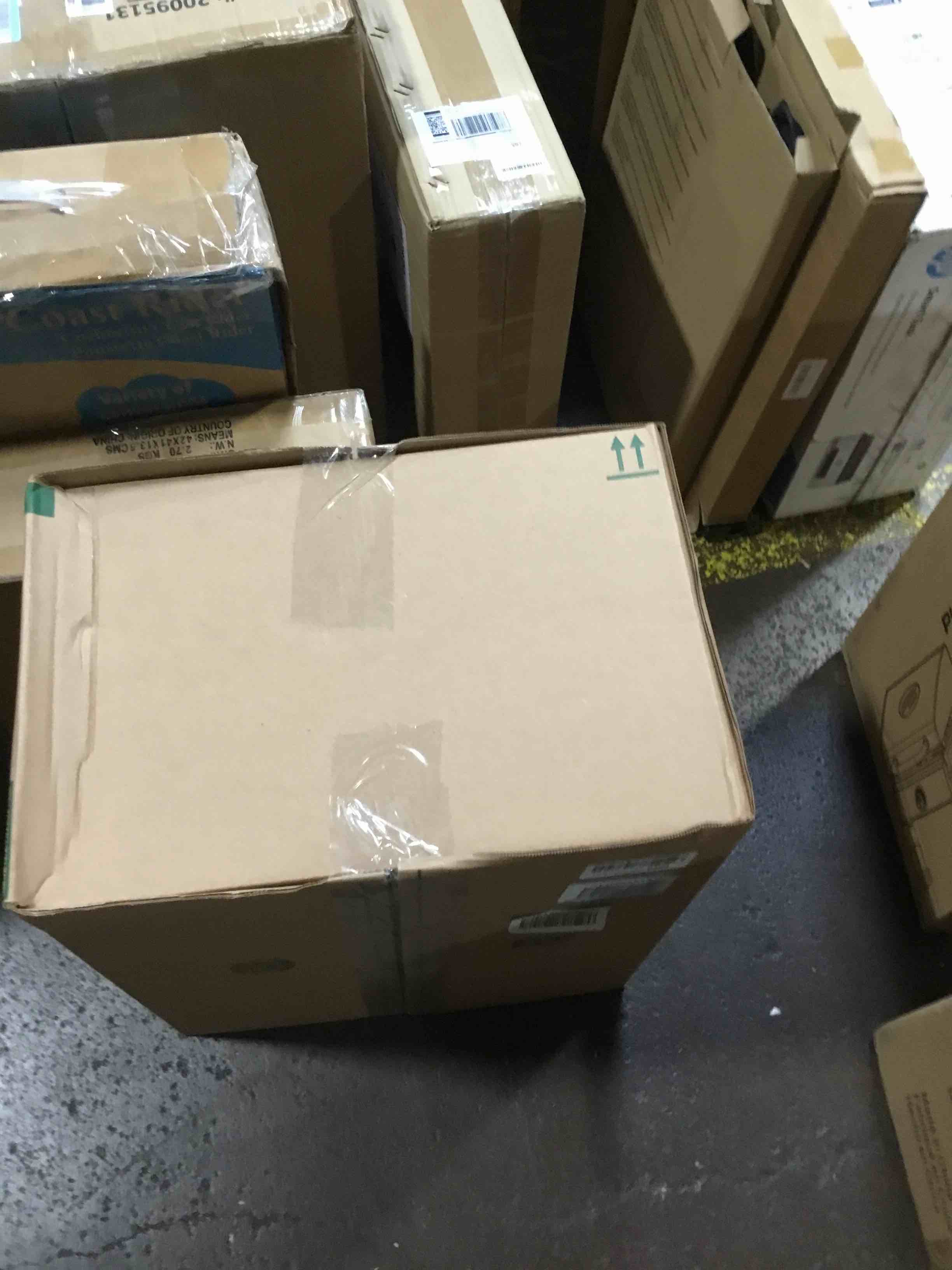https://s3.amazonaws.com/lotting-images-prod/bidfta/TEA0112774_1728063977858.jpeg