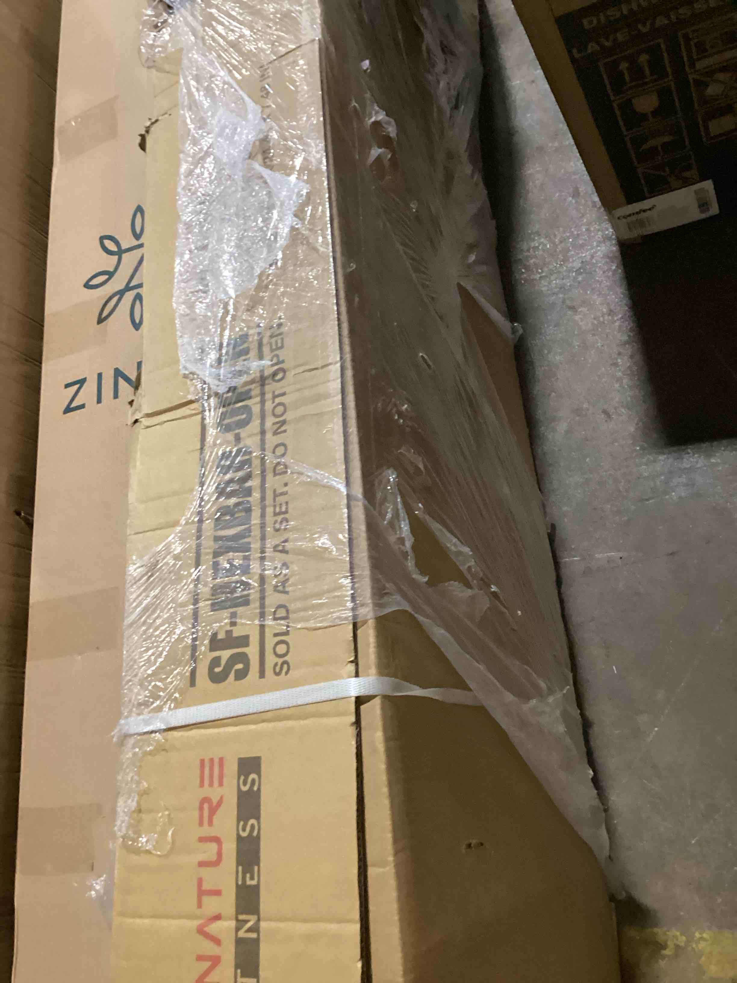 https://s3.amazonaws.com/lotting-images-prod/bidfta/TEA0114899_1726155370746.jpeg