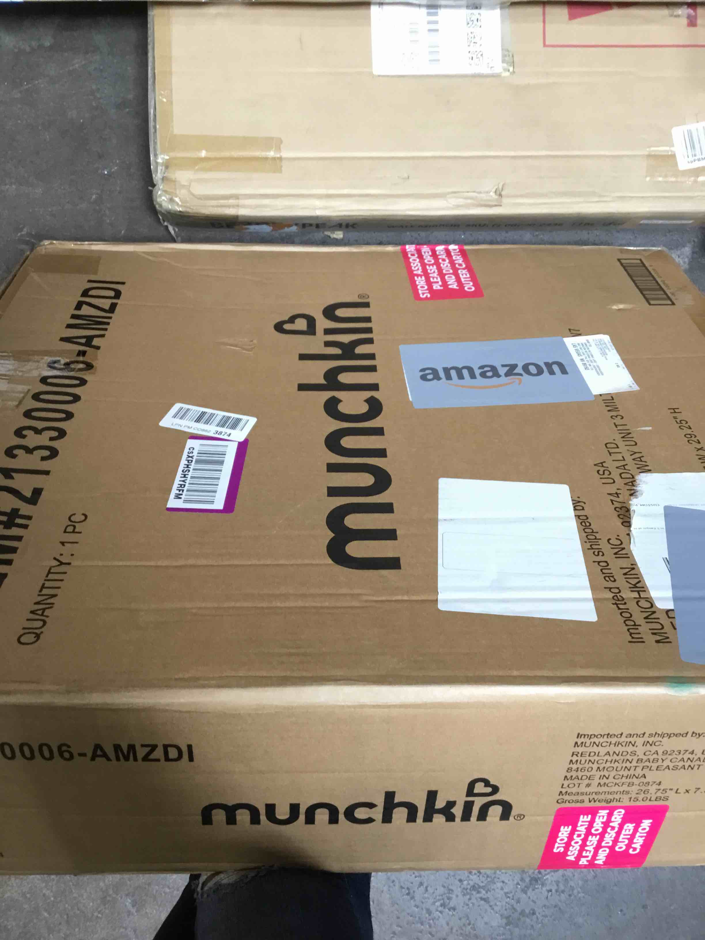 https://s3.amazonaws.com/lotting-images-prod/bidfta/TEA0115851_1725648615556.jpeg