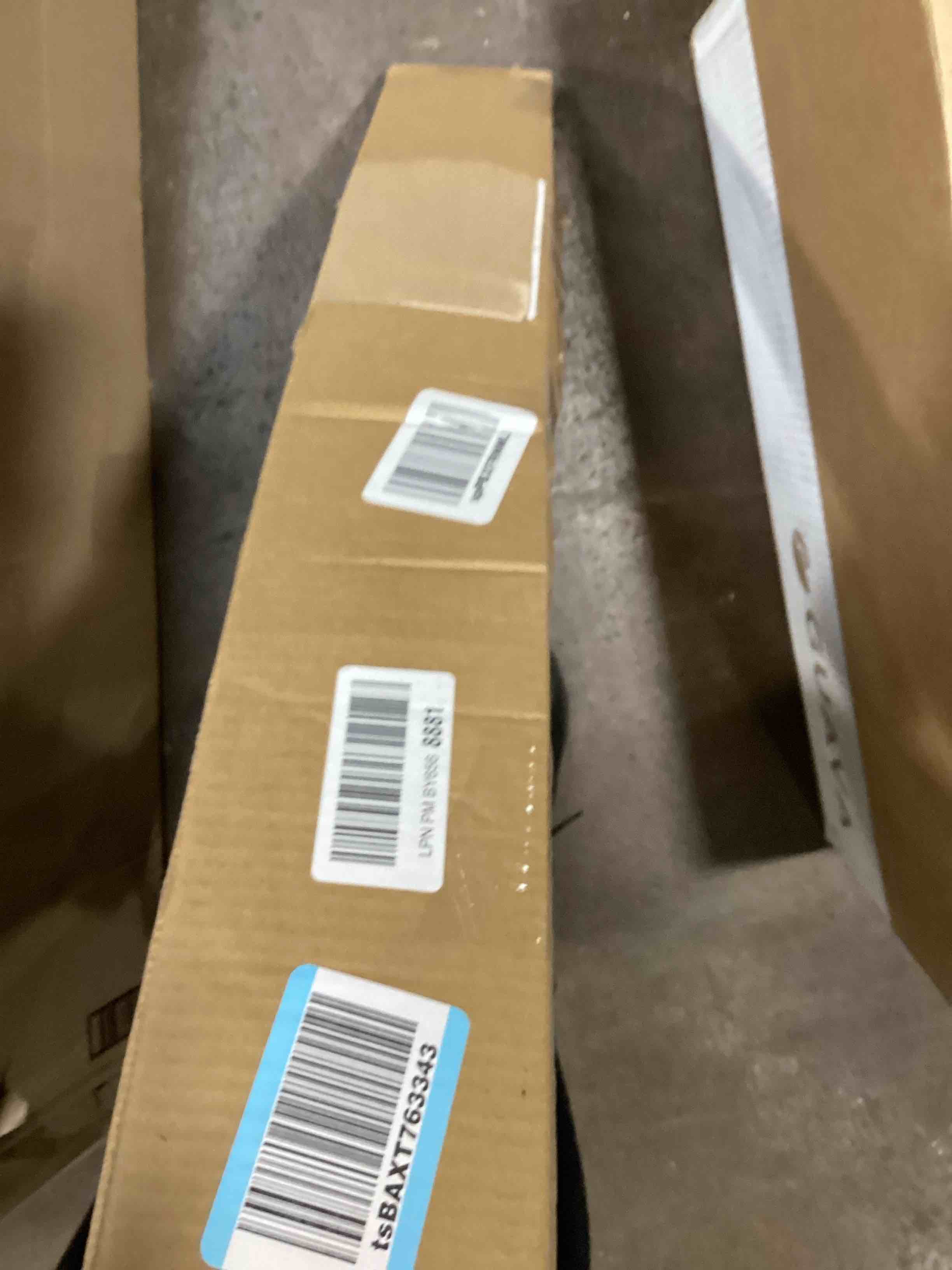 https://s3.amazonaws.com/lotting-images-prod/bidfta/TEA0116360_1727204040731.jpeg