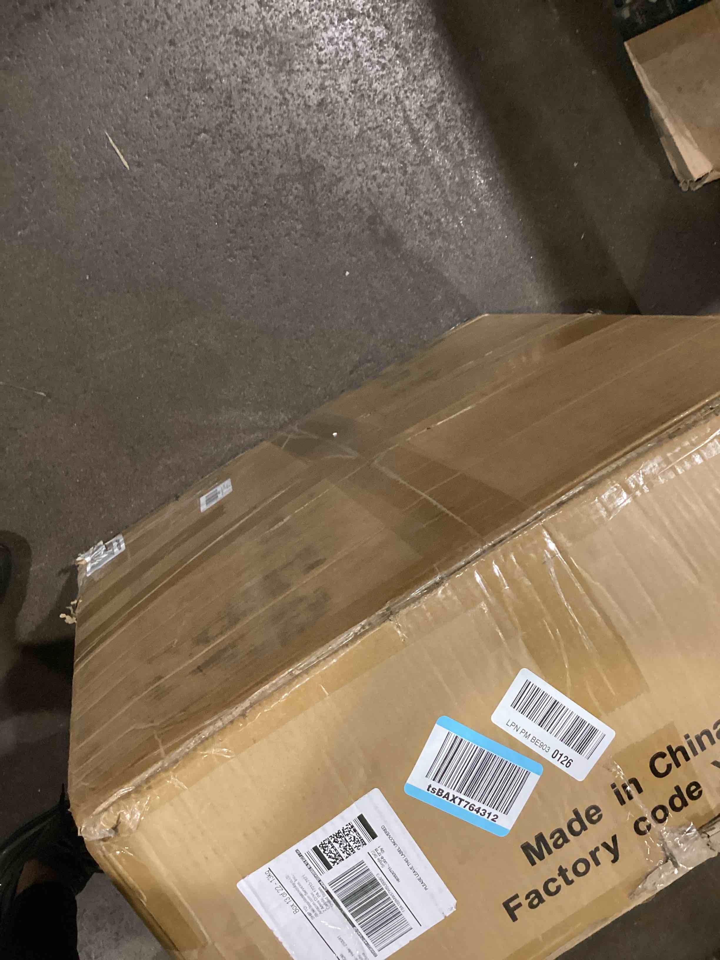 https://s3.amazonaws.com/lotting-images-prod/bidfta/TEA0116548_1727191932470.jpeg