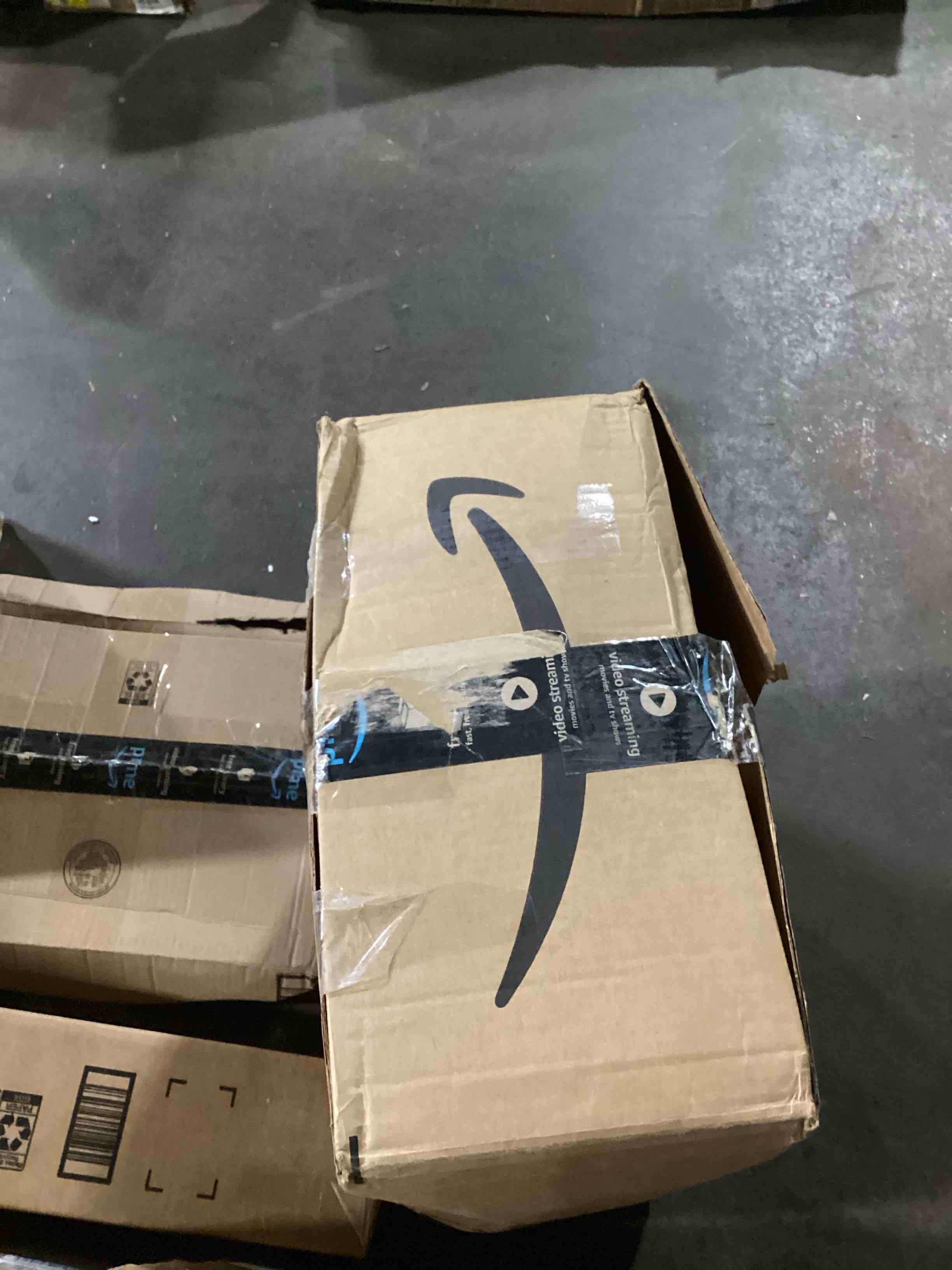 https://s3.amazonaws.com/lotting-images-prod/bidfta/TEA0117418_1726602151942.jpeg