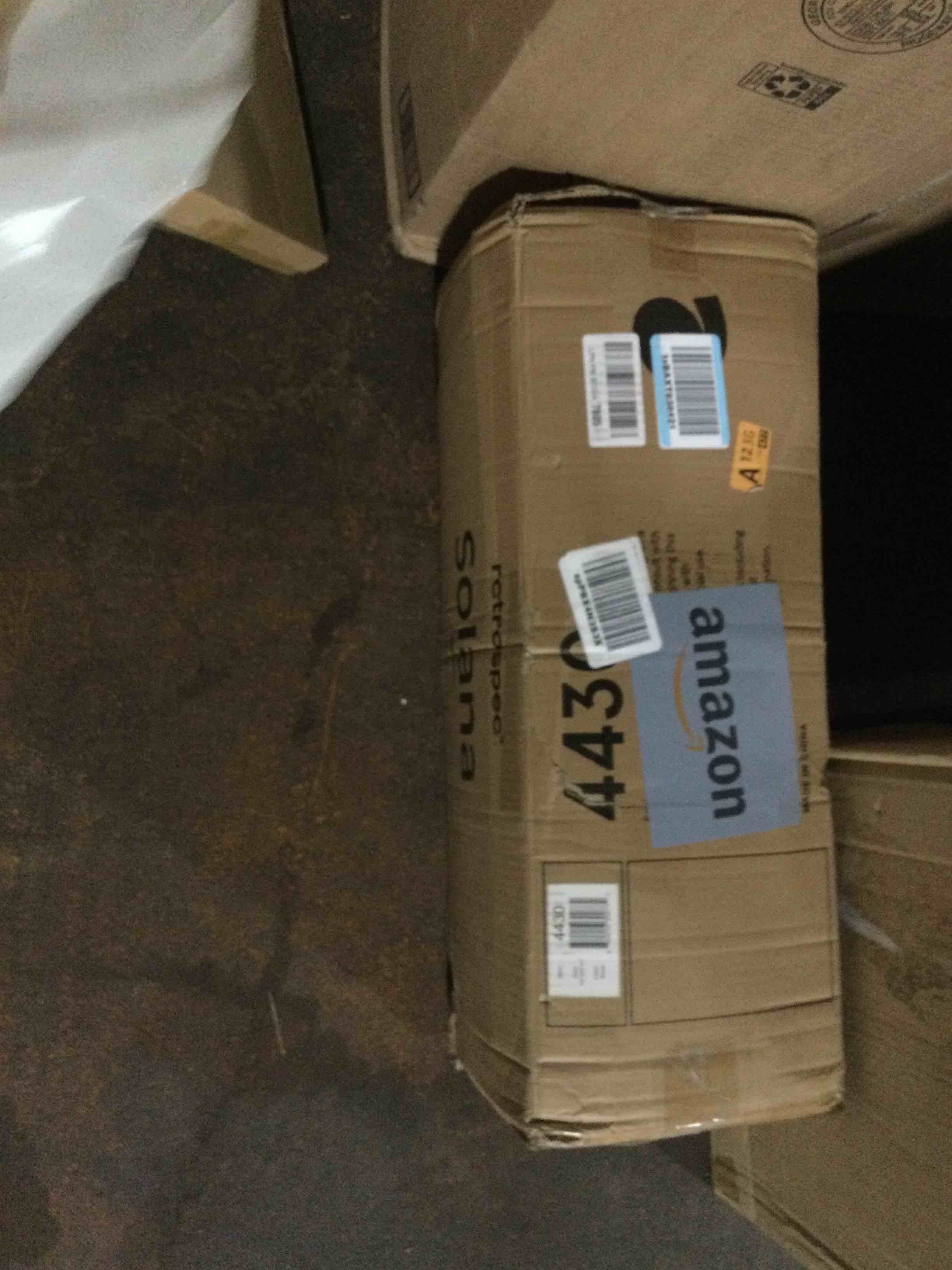 https://s3.amazonaws.com/lotting-images-prod/bidfta/TEA0118126_1727796823475.jpeg