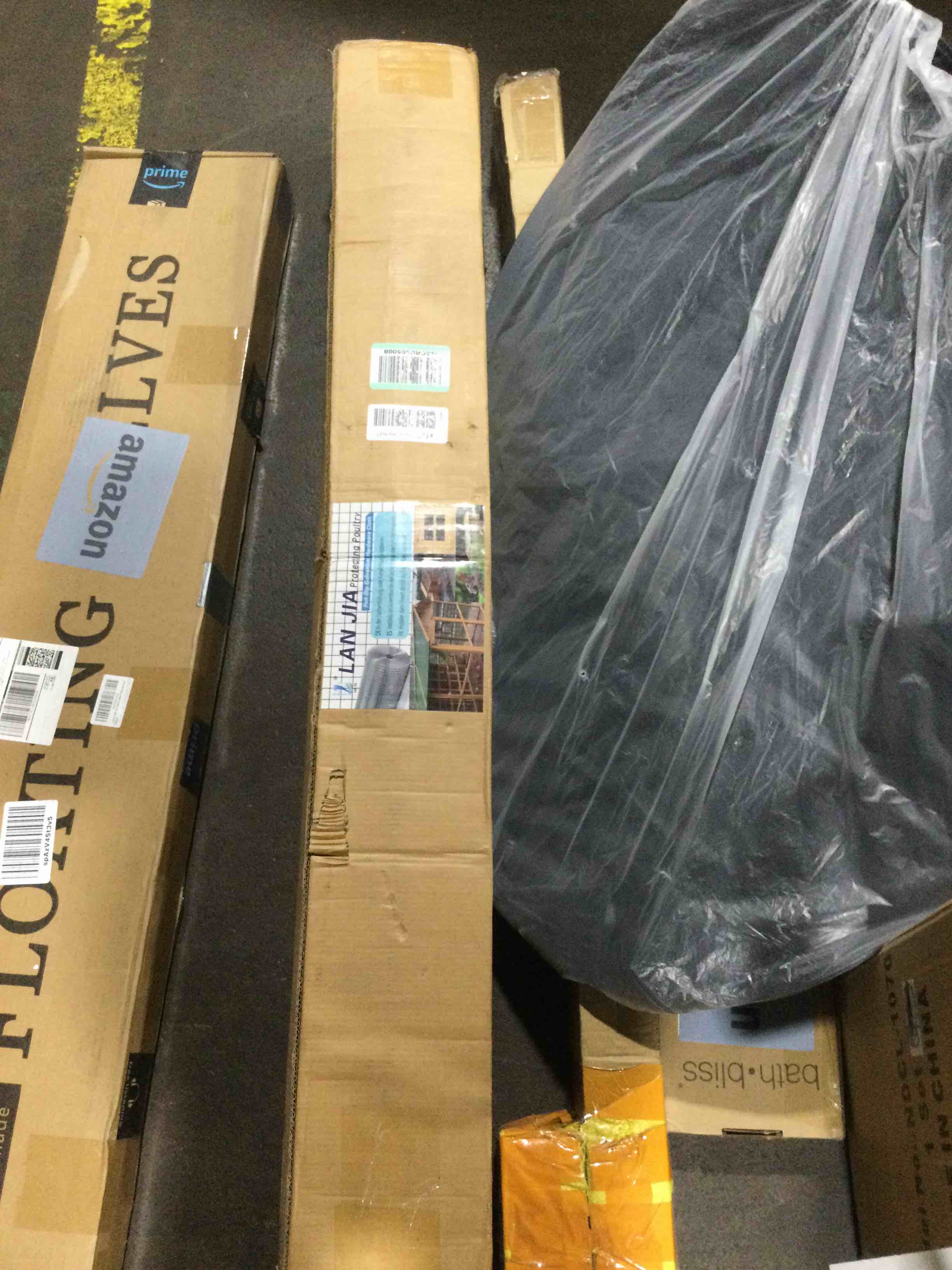 https://s3.amazonaws.com/lotting-images-prod/bidfta/TEA0118237_1727788147464.jpeg