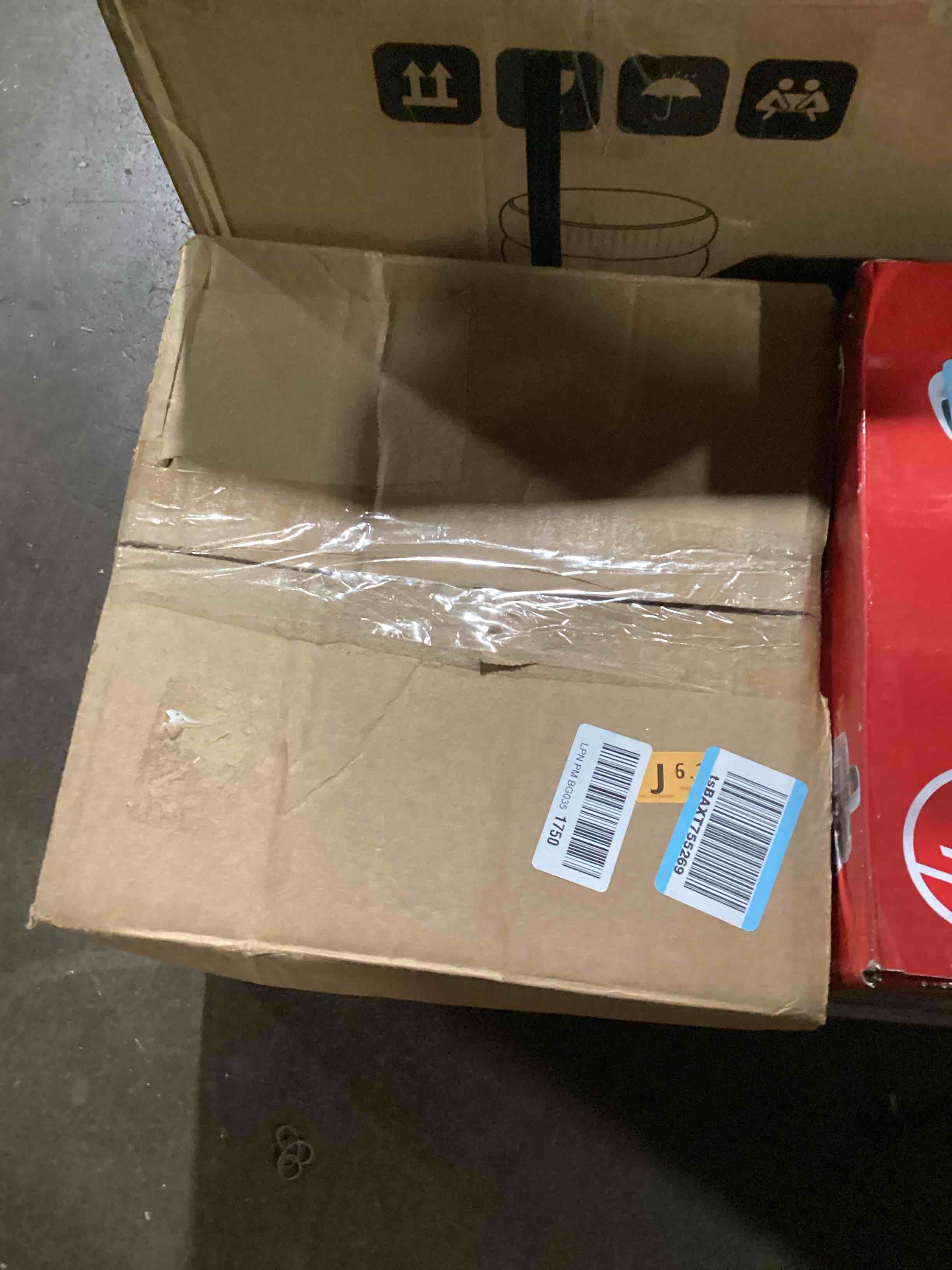 https://s3.amazonaws.com/lotting-images-prod/bidfta/TEA0119339_1727209169530.jpeg