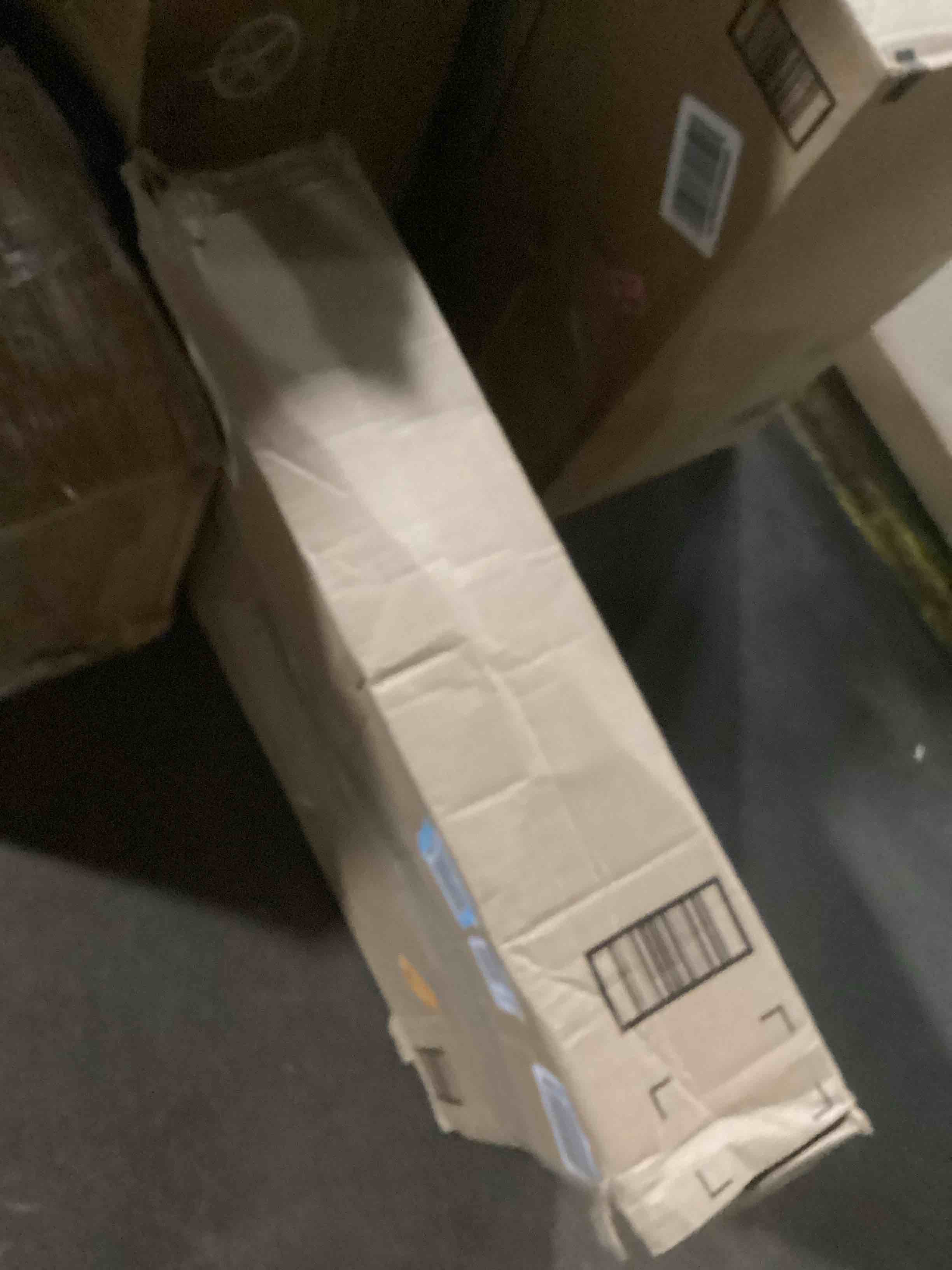 https://s3.amazonaws.com/lotting-images-prod/bidfta/TEA0119417_1727198455622.jpeg