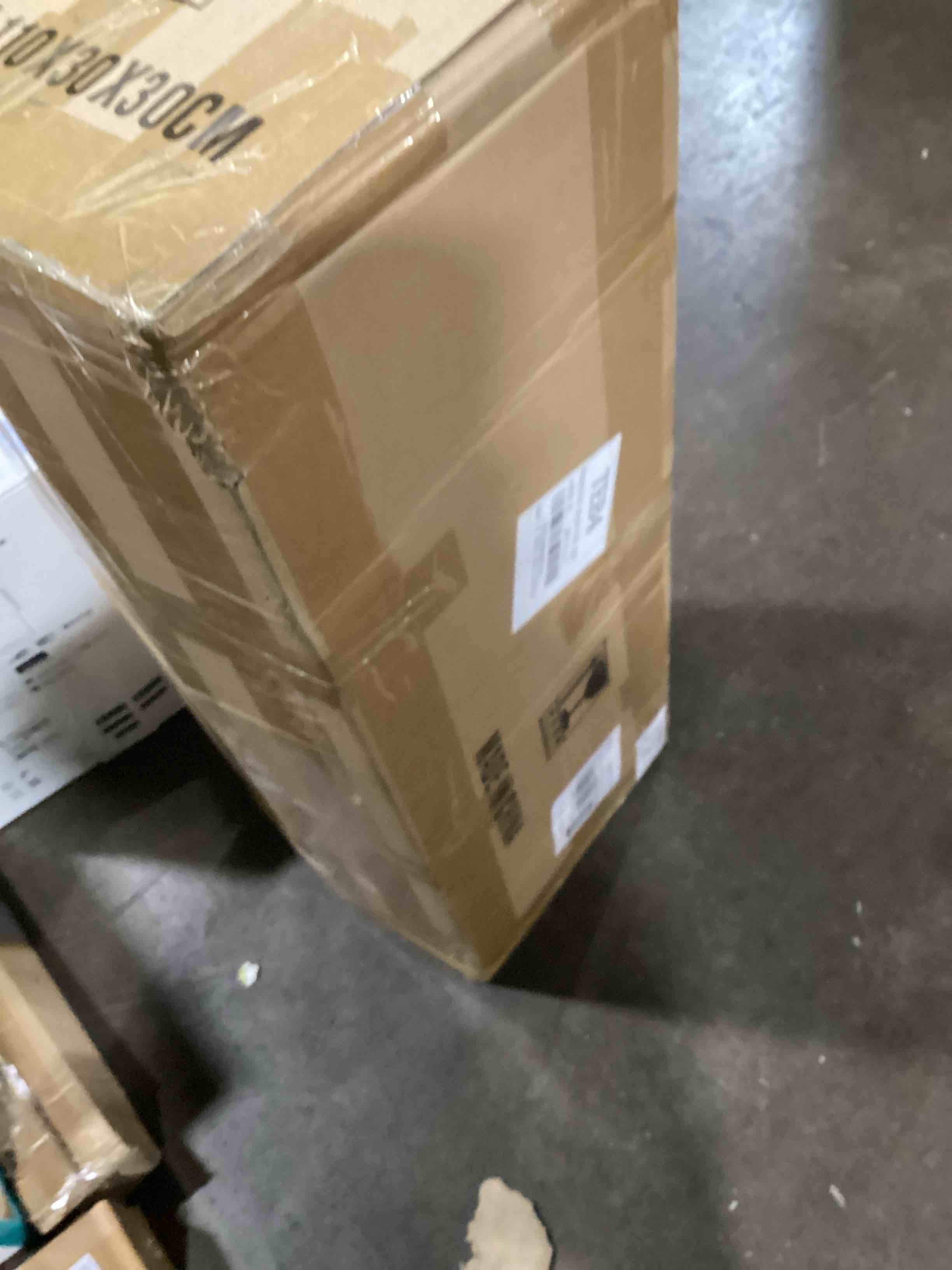 https://s3.amazonaws.com/lotting-images-prod/bidfta/TEA0119687_1727113421264.jpeg