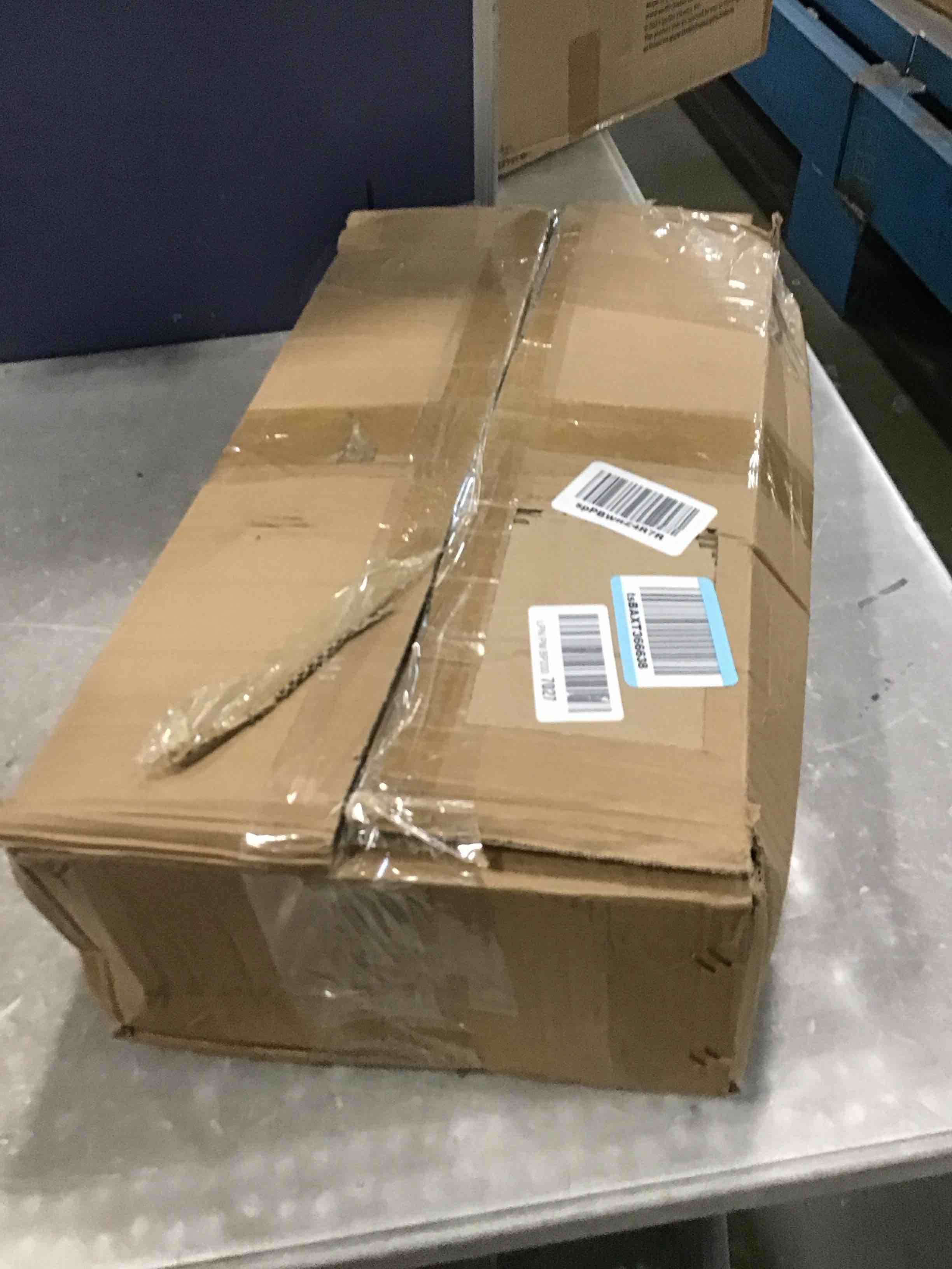 https://s3.amazonaws.com/lotting-images-prod/bidfta/TEA0120268_1724851216500.jpeg