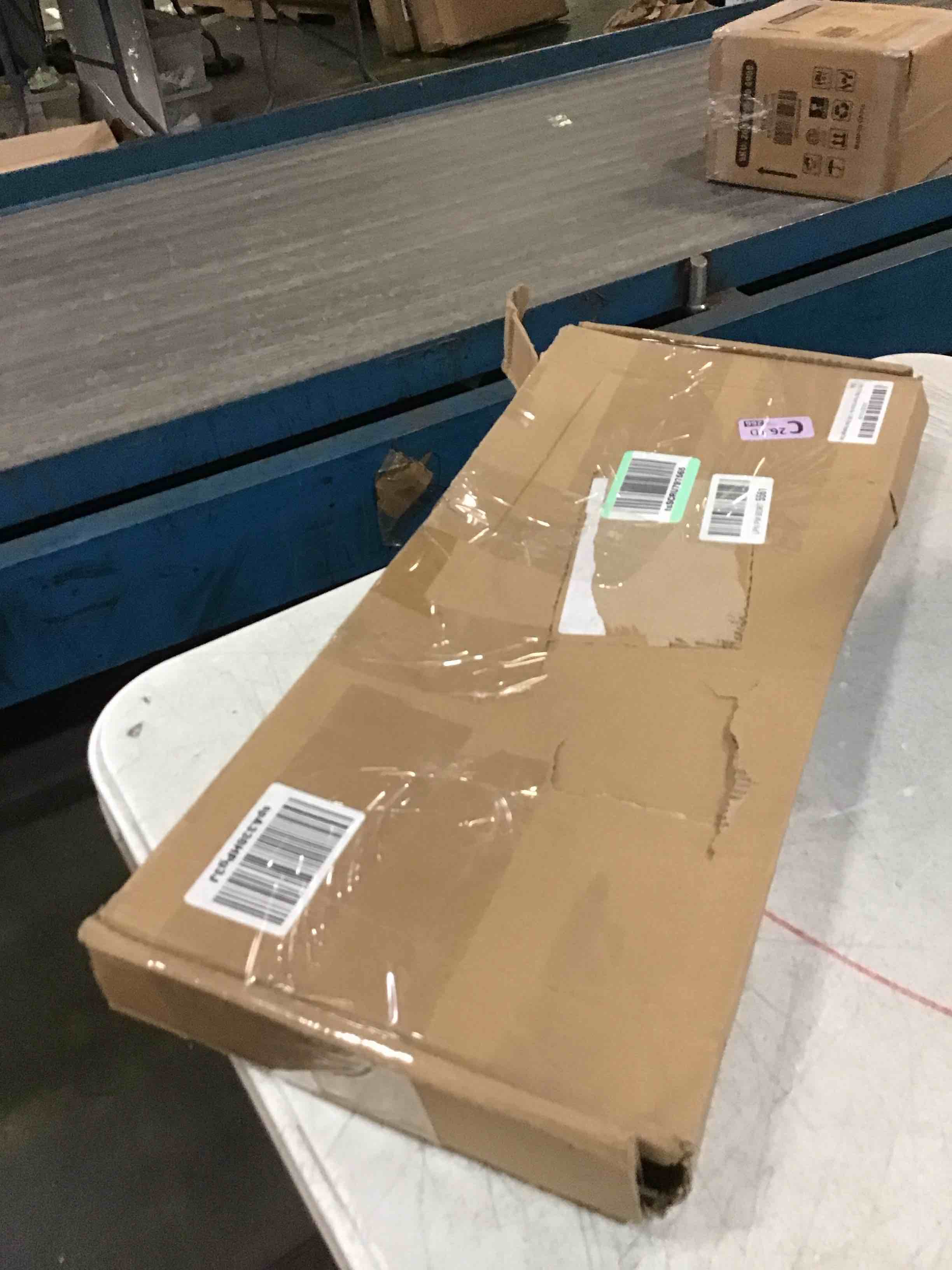 https://s3.amazonaws.com/lotting-images-prod/bidfta/TEA0120330_1724787859476.jpeg