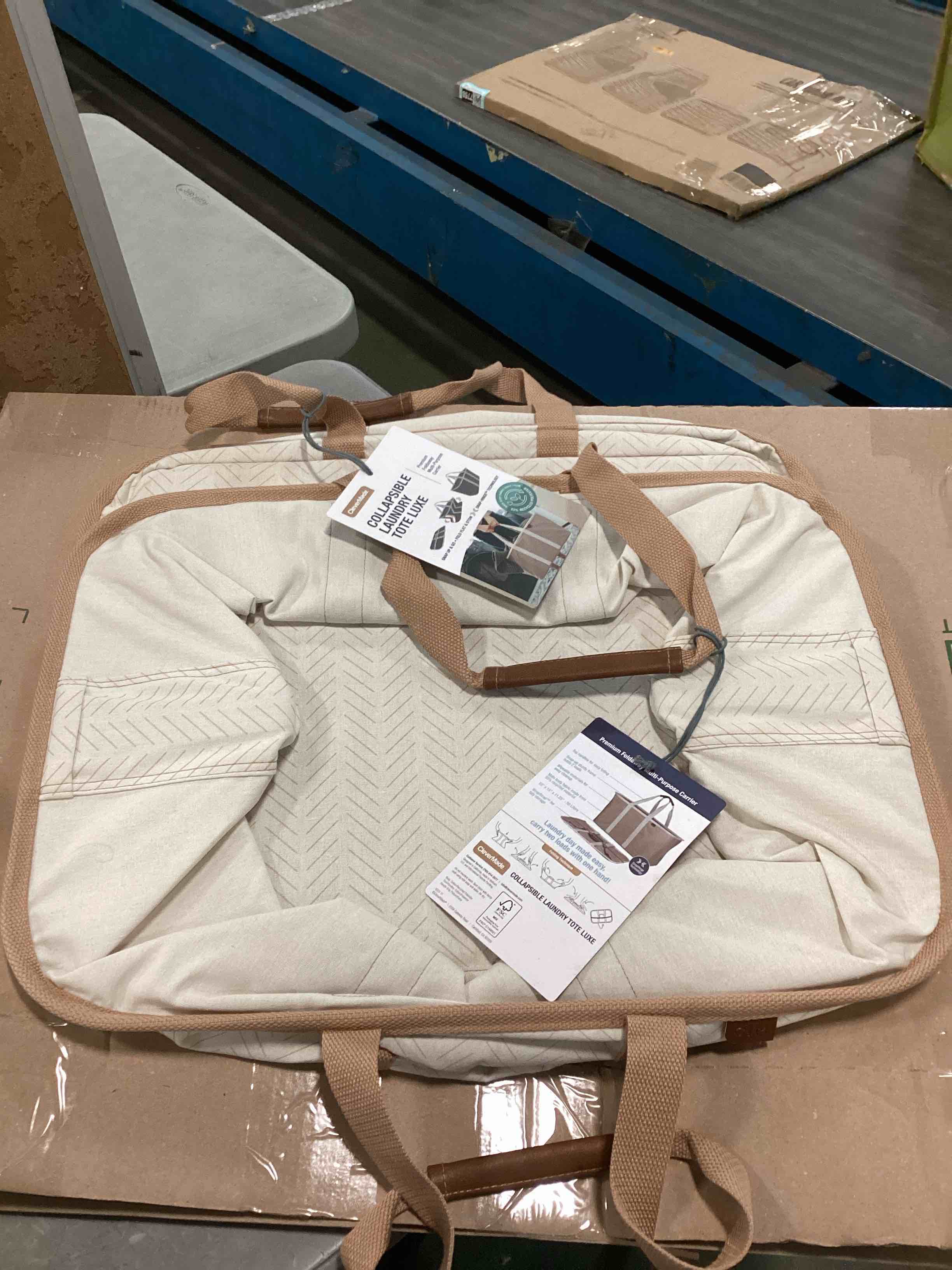 https://s3.amazonaws.com/lotting-images-prod/bidfta/TEA0121035_1724281100483.jpeg