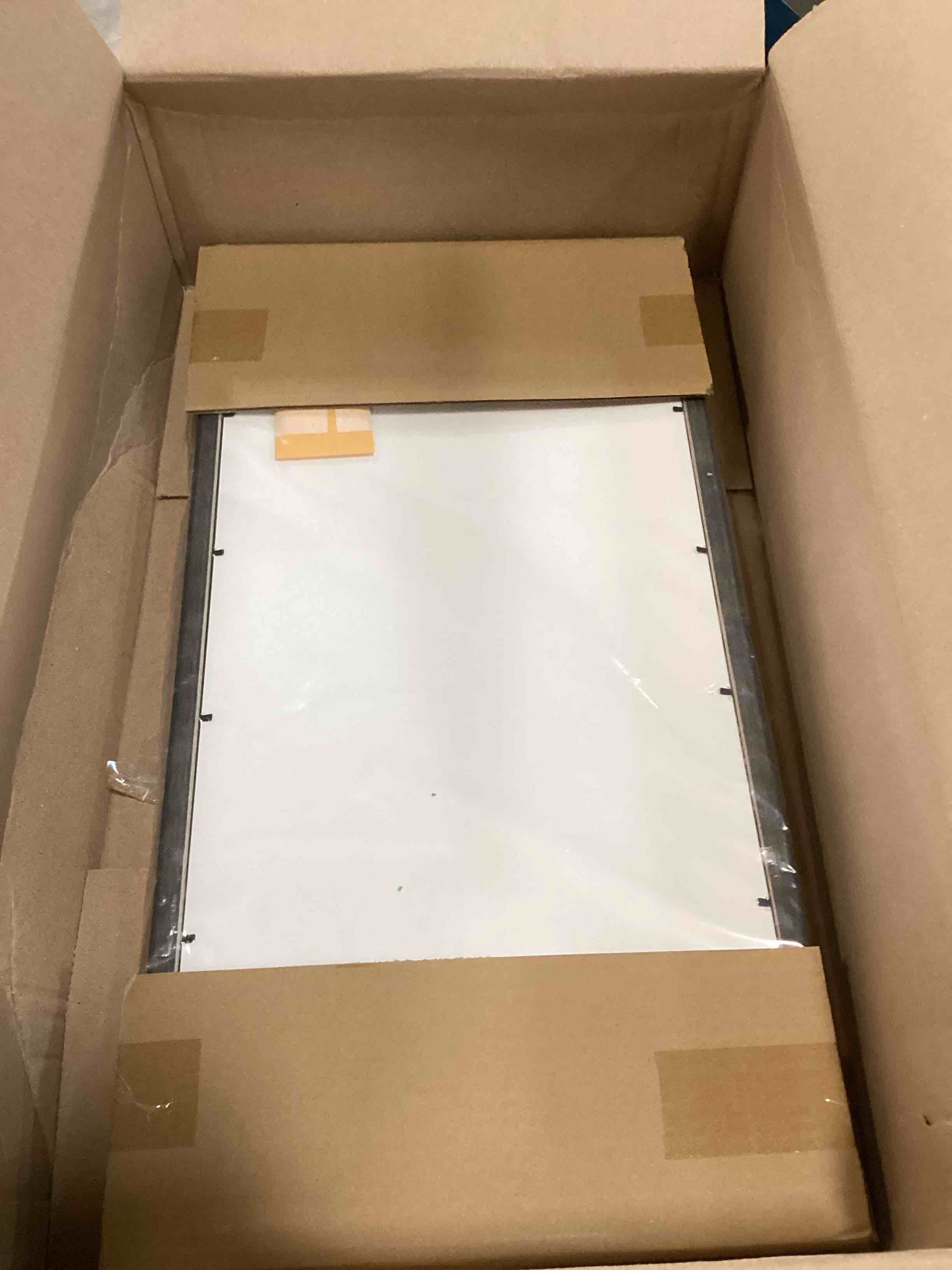 https://s3.amazonaws.com/lotting-images-prod/bidfta/TEA0121523_1723675725648.jpeg