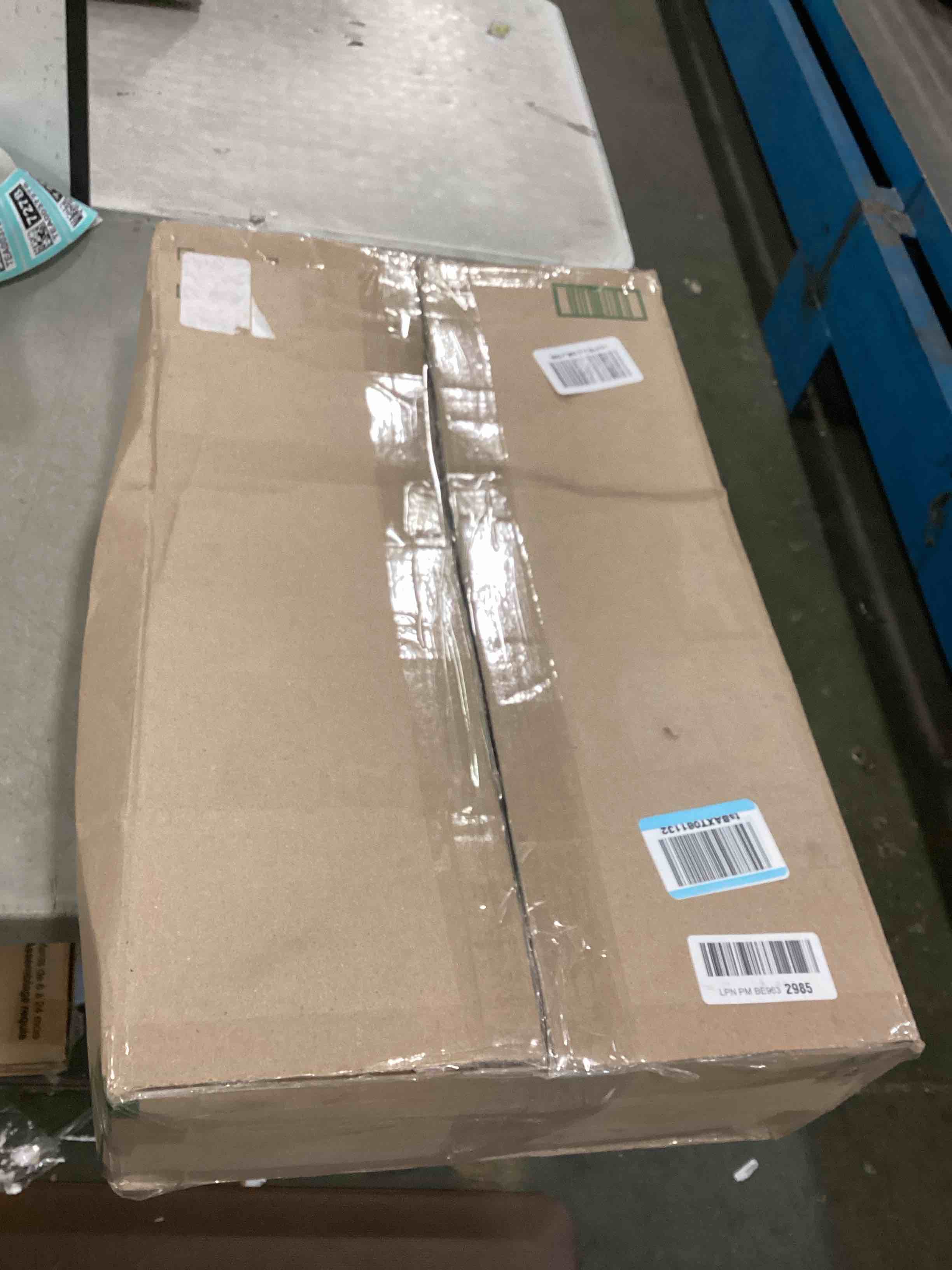 https://s3.amazonaws.com/lotting-images-prod/bidfta/TEA0121797_1723265159441.jpeg