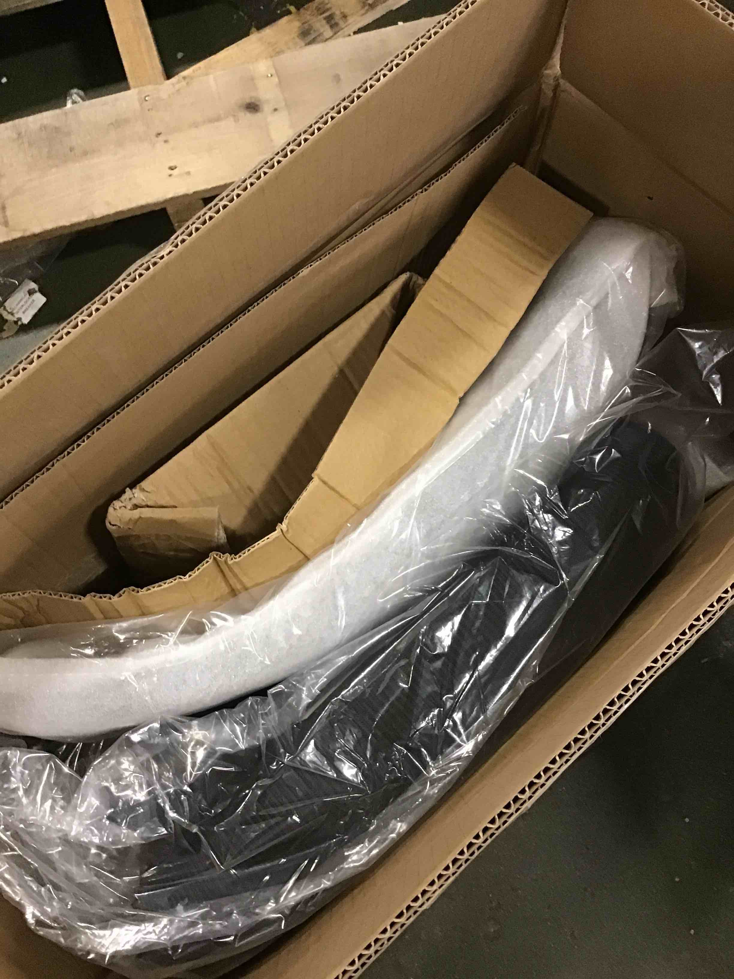 https://s3.amazonaws.com/lotting-images-prod/bidfta/TEA0122390_1723829027900.jpeg
