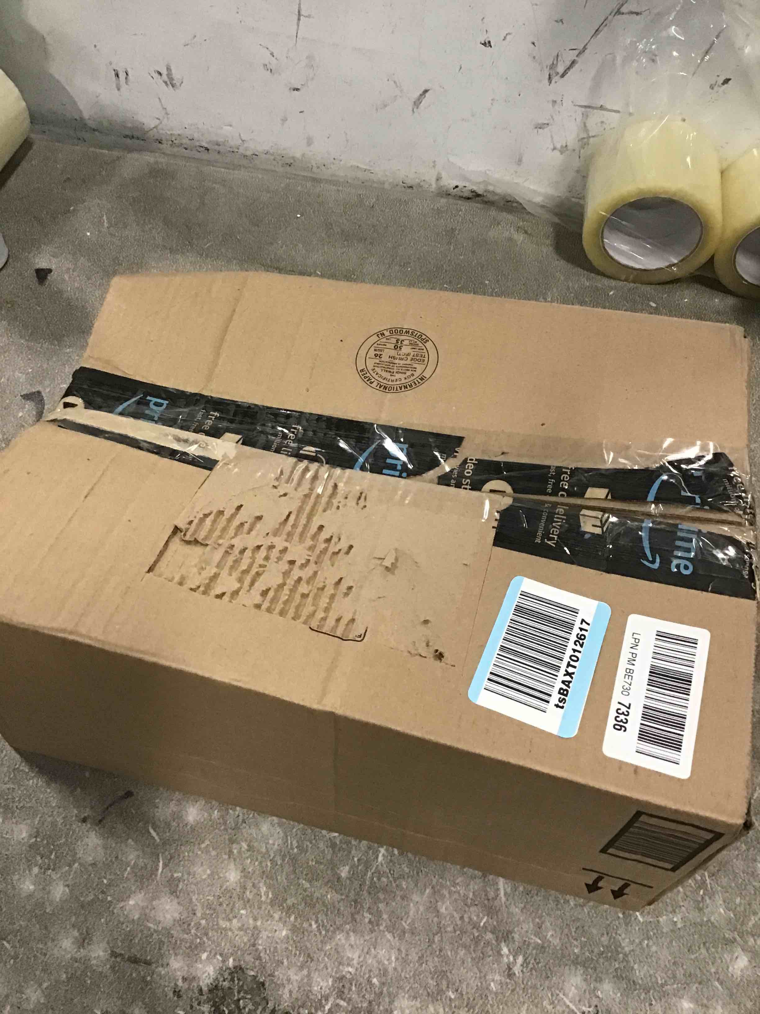 https://s3.amazonaws.com/lotting-images-prod/bidfta/TEA0122970_1723648388524.jpeg