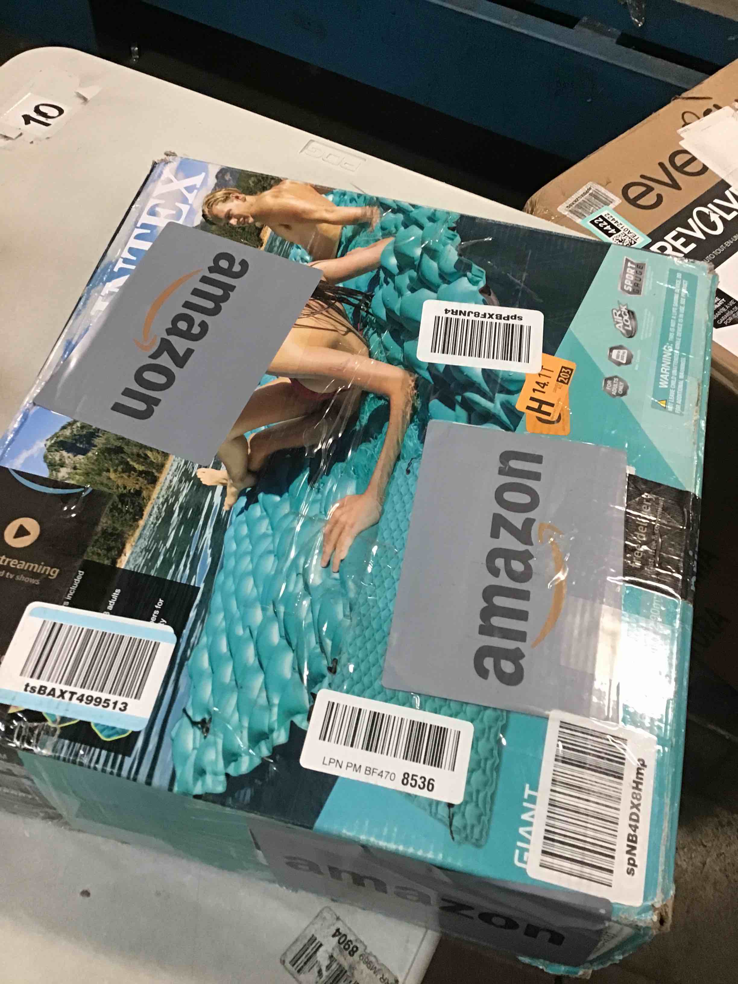 https://s3.amazonaws.com/lotting-images-prod/bidfta/TEA0124421_1724071522919.jpeg