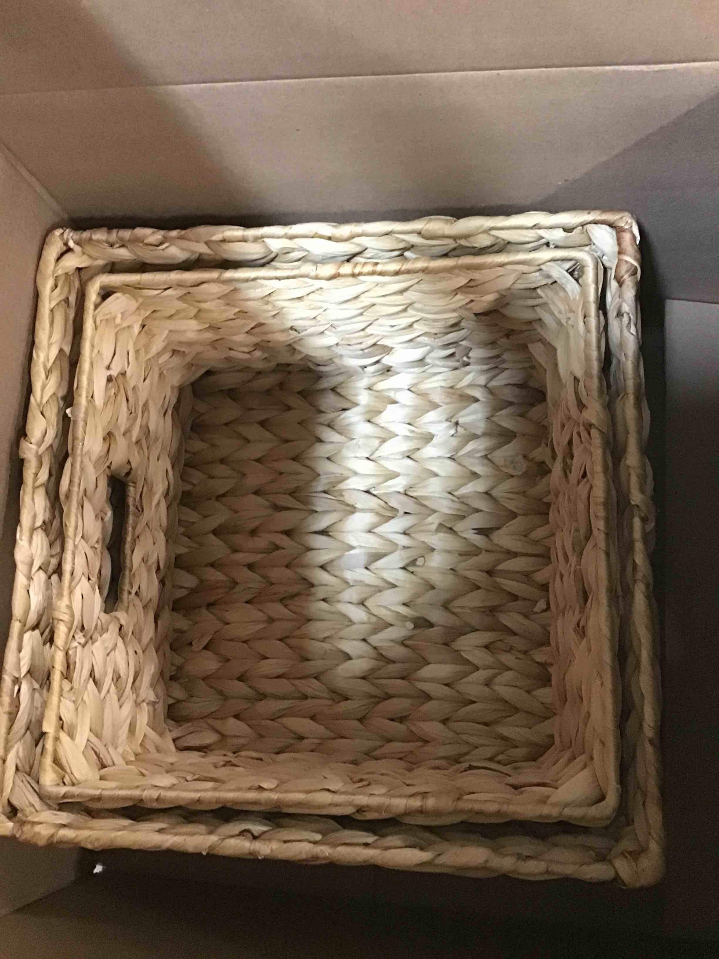 https://s3.amazonaws.com/lotting-images-prod/bidfta/TEA0124804_1723732390911.jpeg