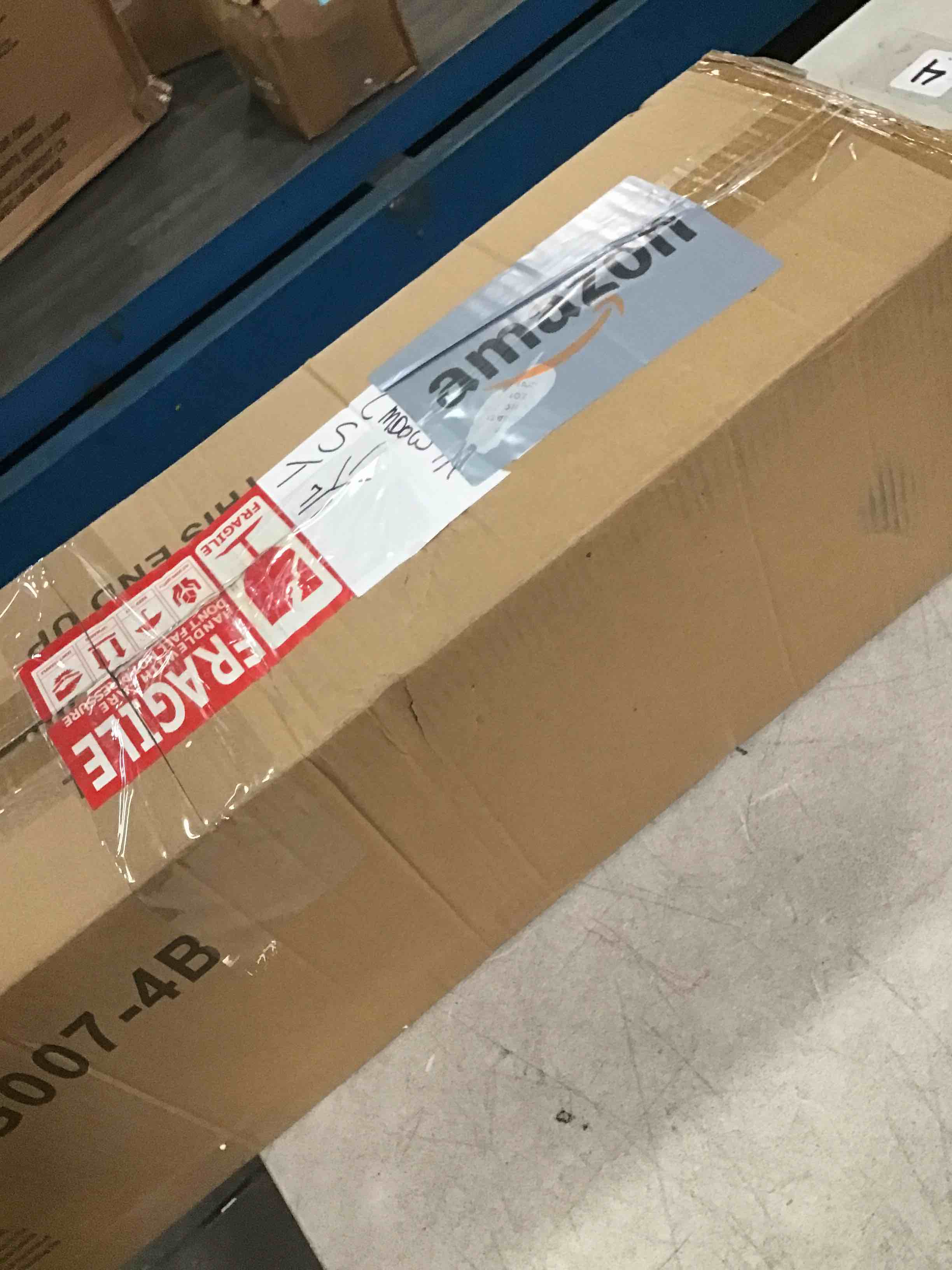 https://s3.amazonaws.com/lotting-images-prod/bidfta/TEA0125048_1723643263217.jpeg