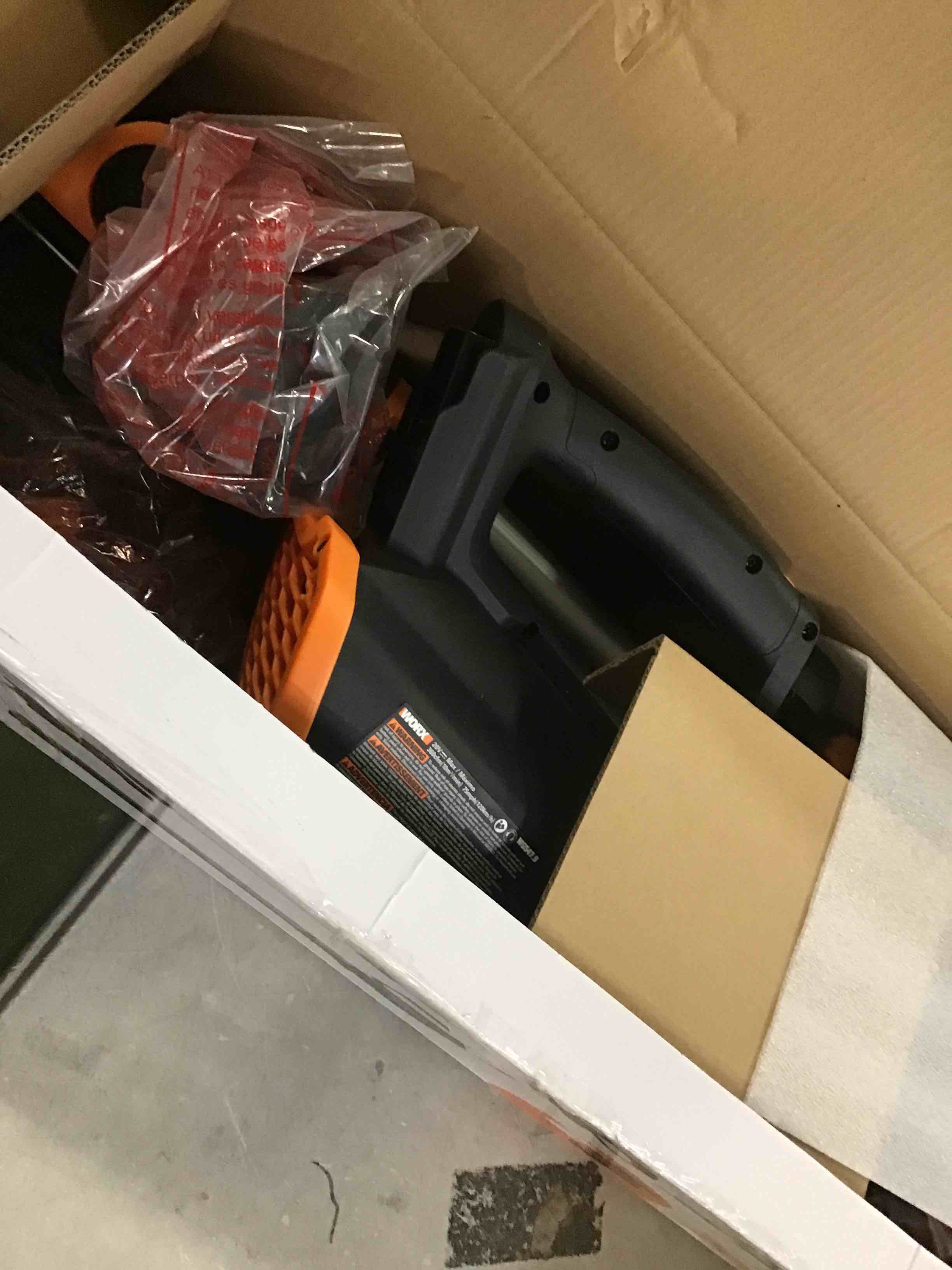 https://s3.amazonaws.com/lotting-images-prod/bidfta/TEA0125516_1723470182392.jpeg