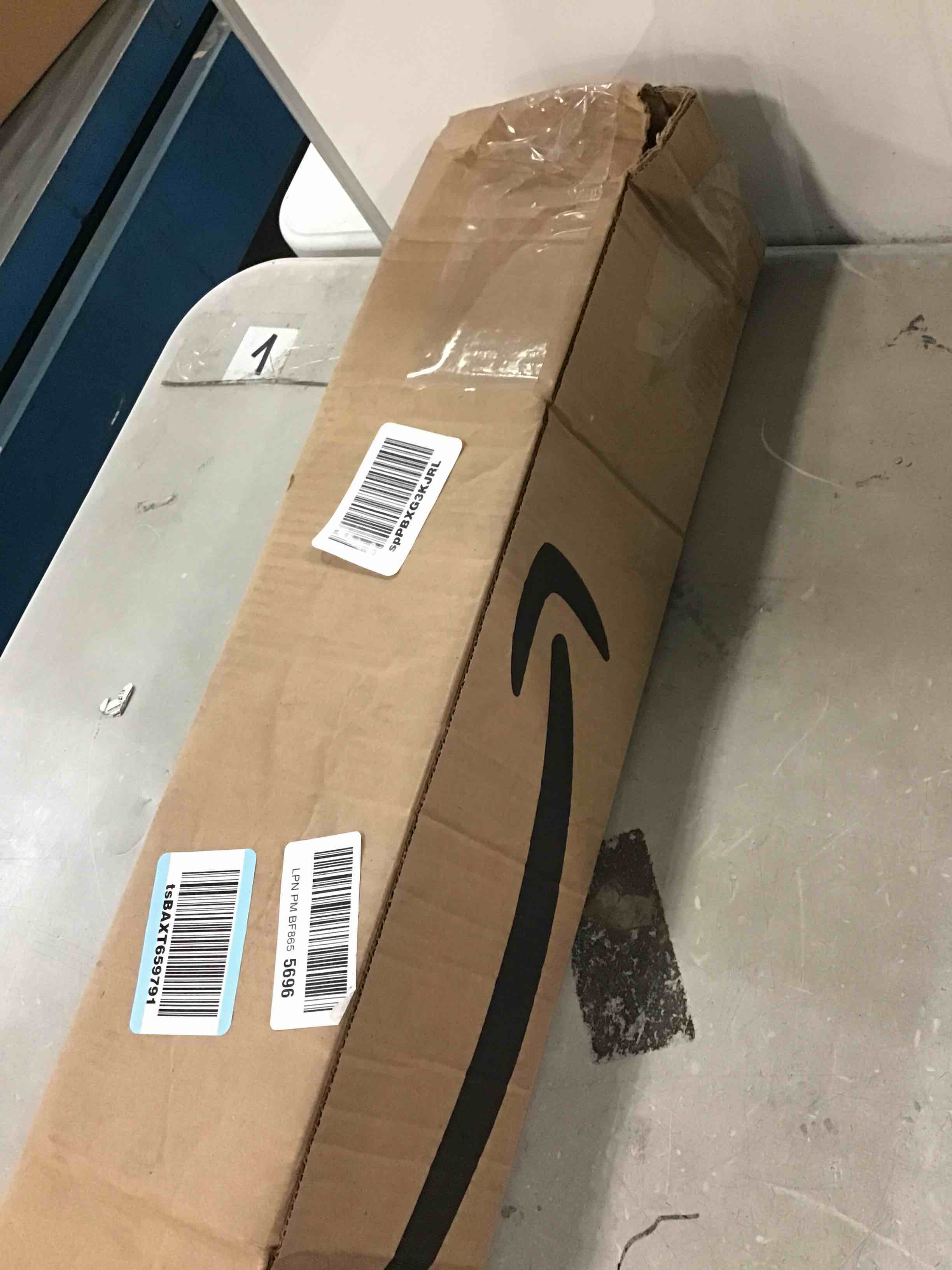 https://s3.amazonaws.com/lotting-images-prod/bidfta/TEA0125568_1723465580683.jpeg