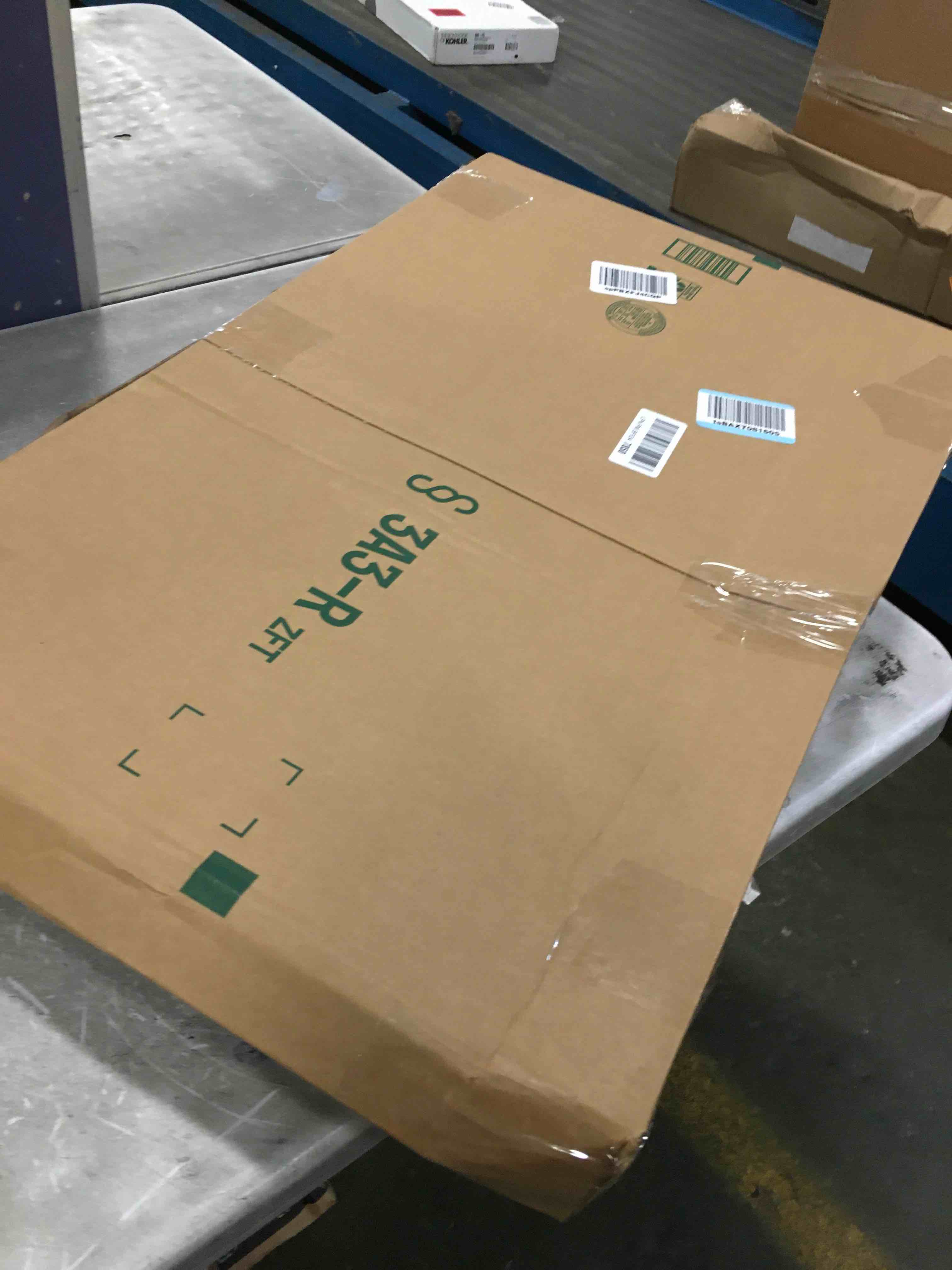 https://s3.amazonaws.com/lotting-images-prod/bidfta/TEA0126122_1724256503963.jpeg