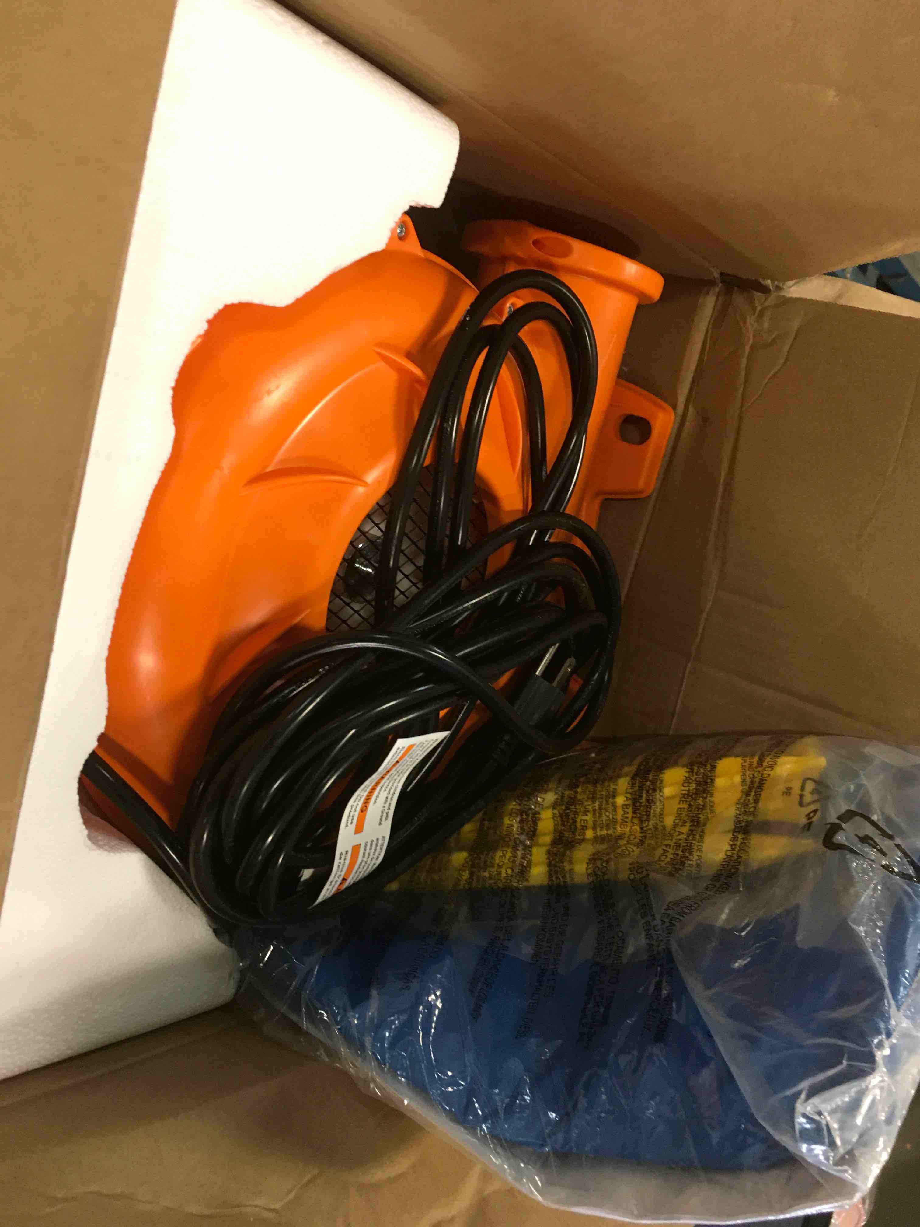 https://s3.amazonaws.com/lotting-images-prod/bidfta/TEA0126252_1724182774038.jpeg