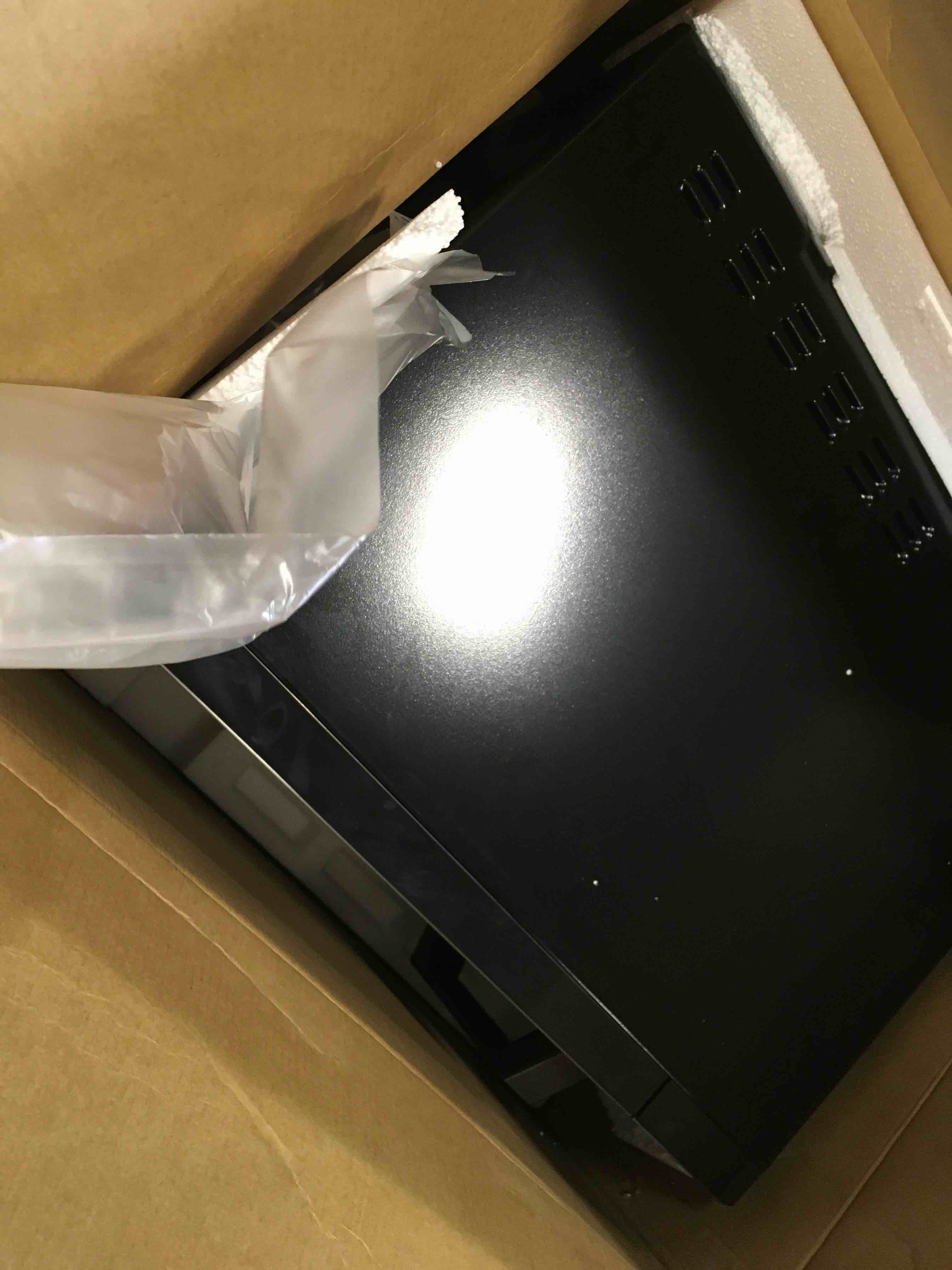 https://s3.amazonaws.com/lotting-images-prod/bidfta/TEA0127546_1723570644292.jpeg